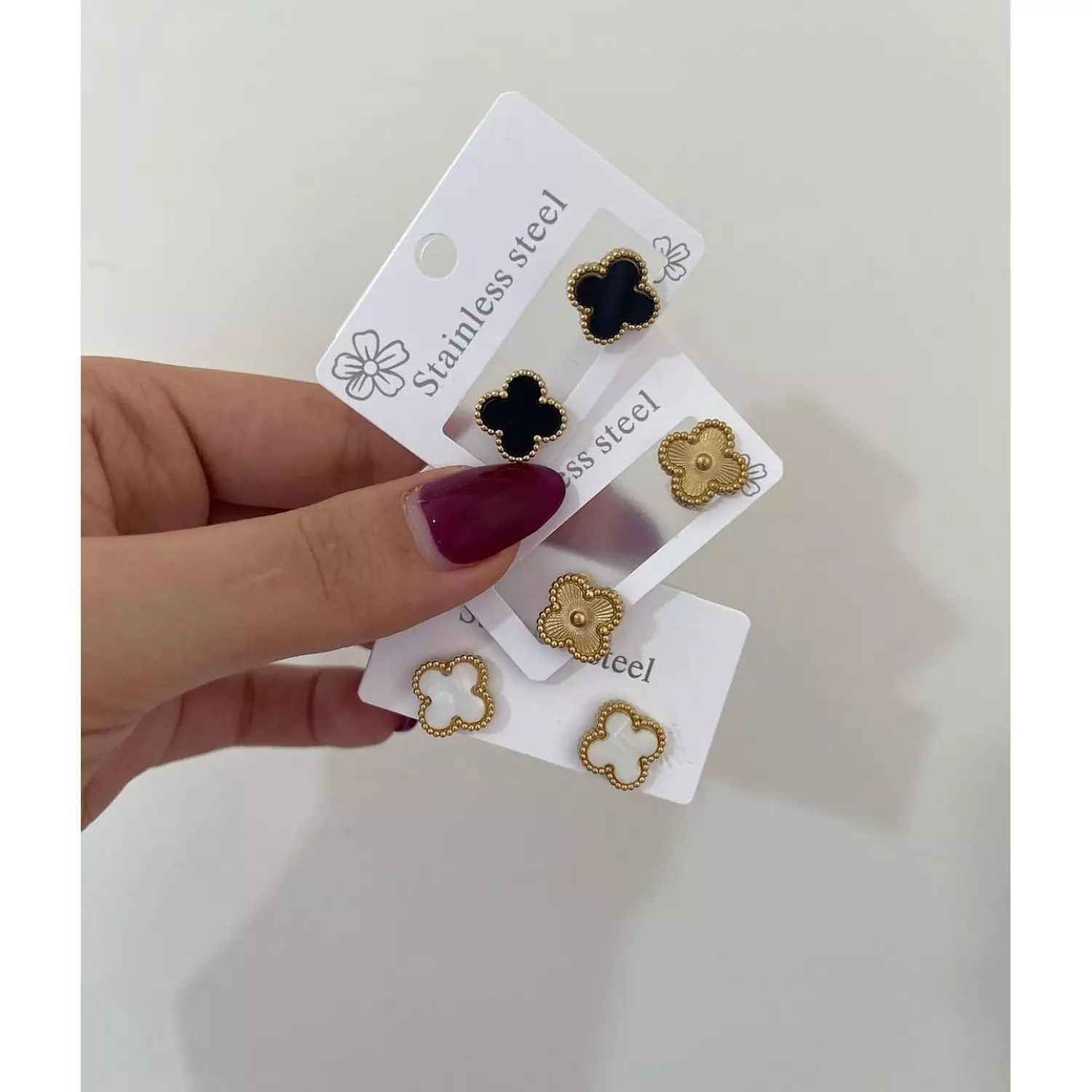 Van clef earrings  image