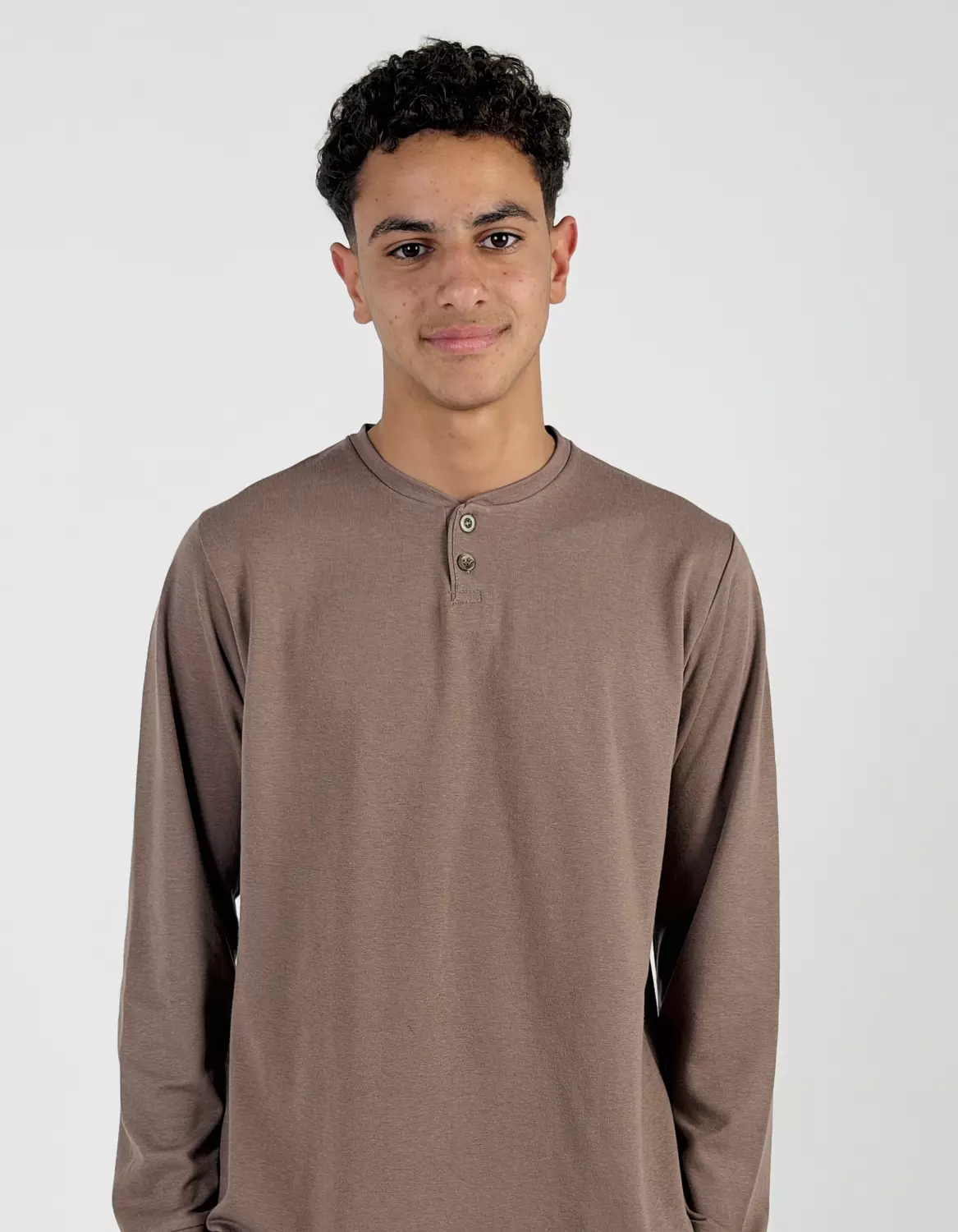 Henley T-shirt I Mocha image