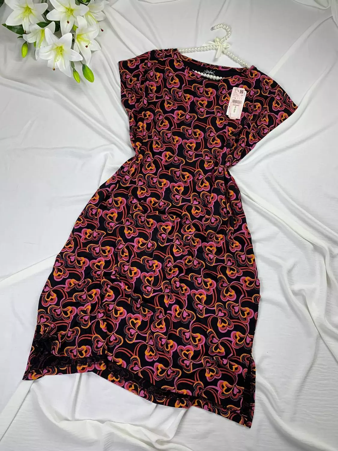 Long pure cotton sleeping shirt from Splash image