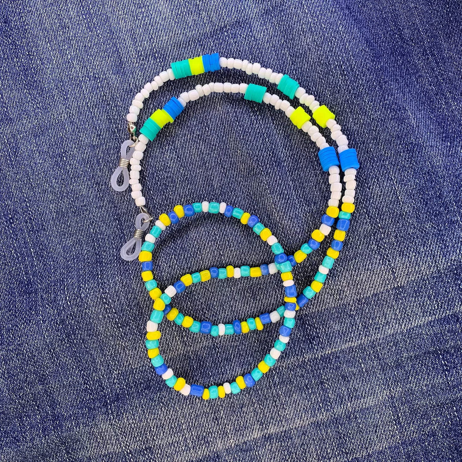 Aqua Glasses Chain image