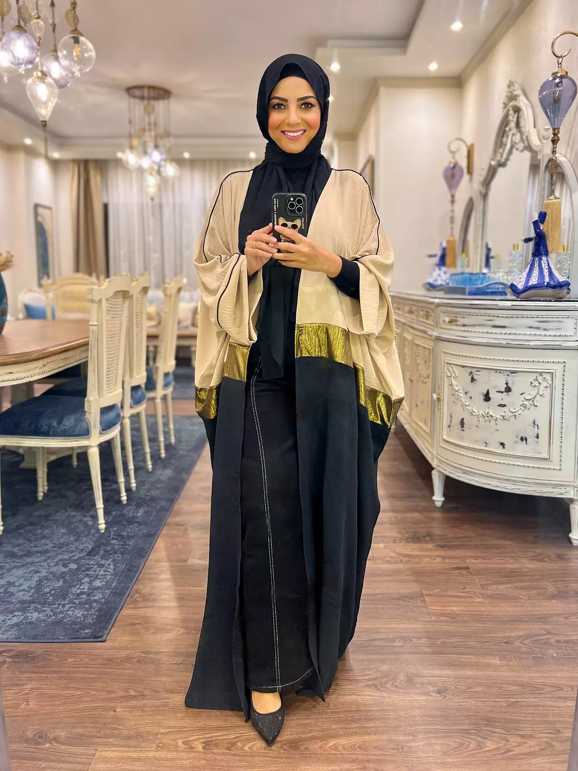 Black & Gold Abaya 2