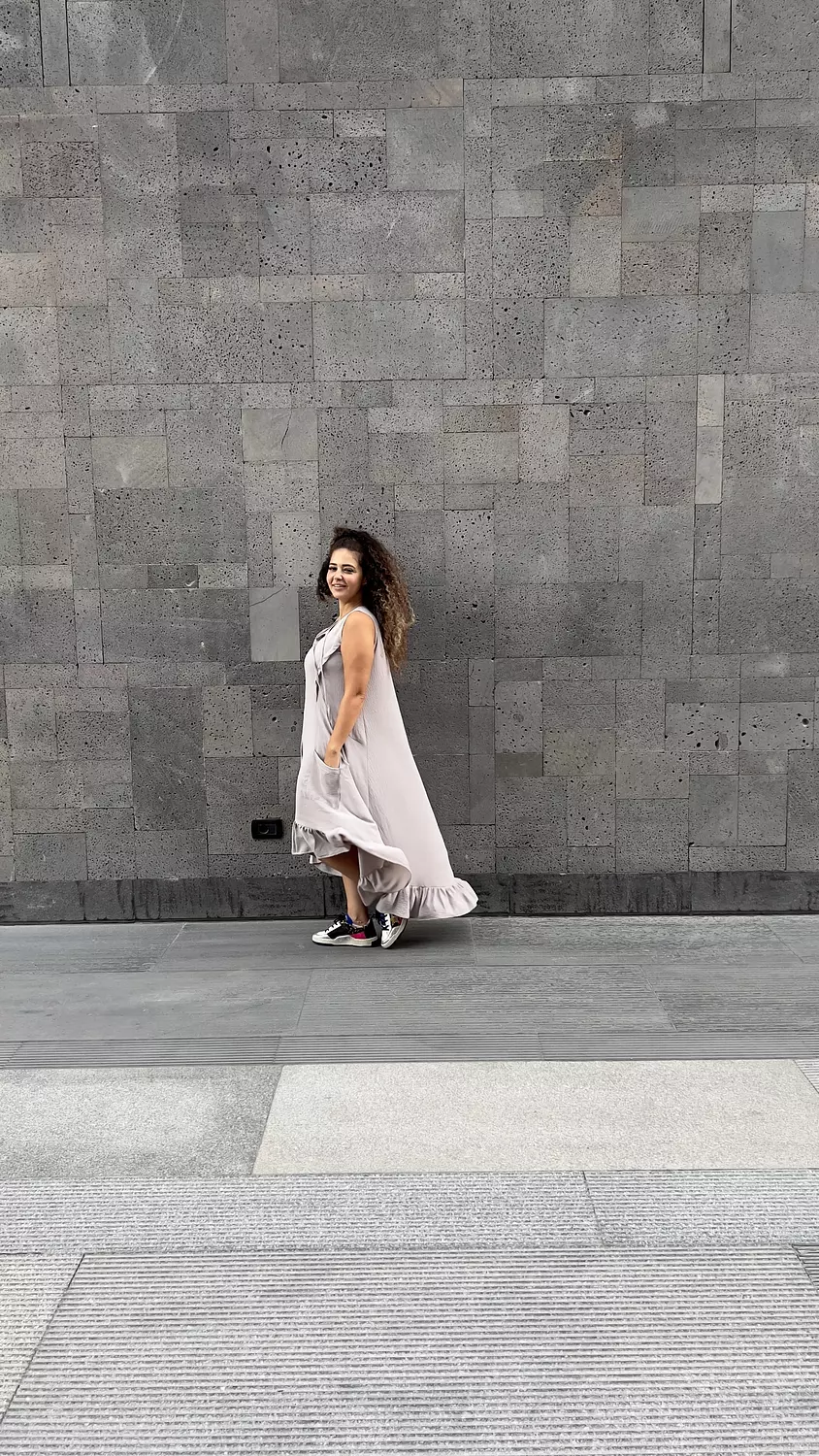 Oversized Ruffle Hem Dress  2