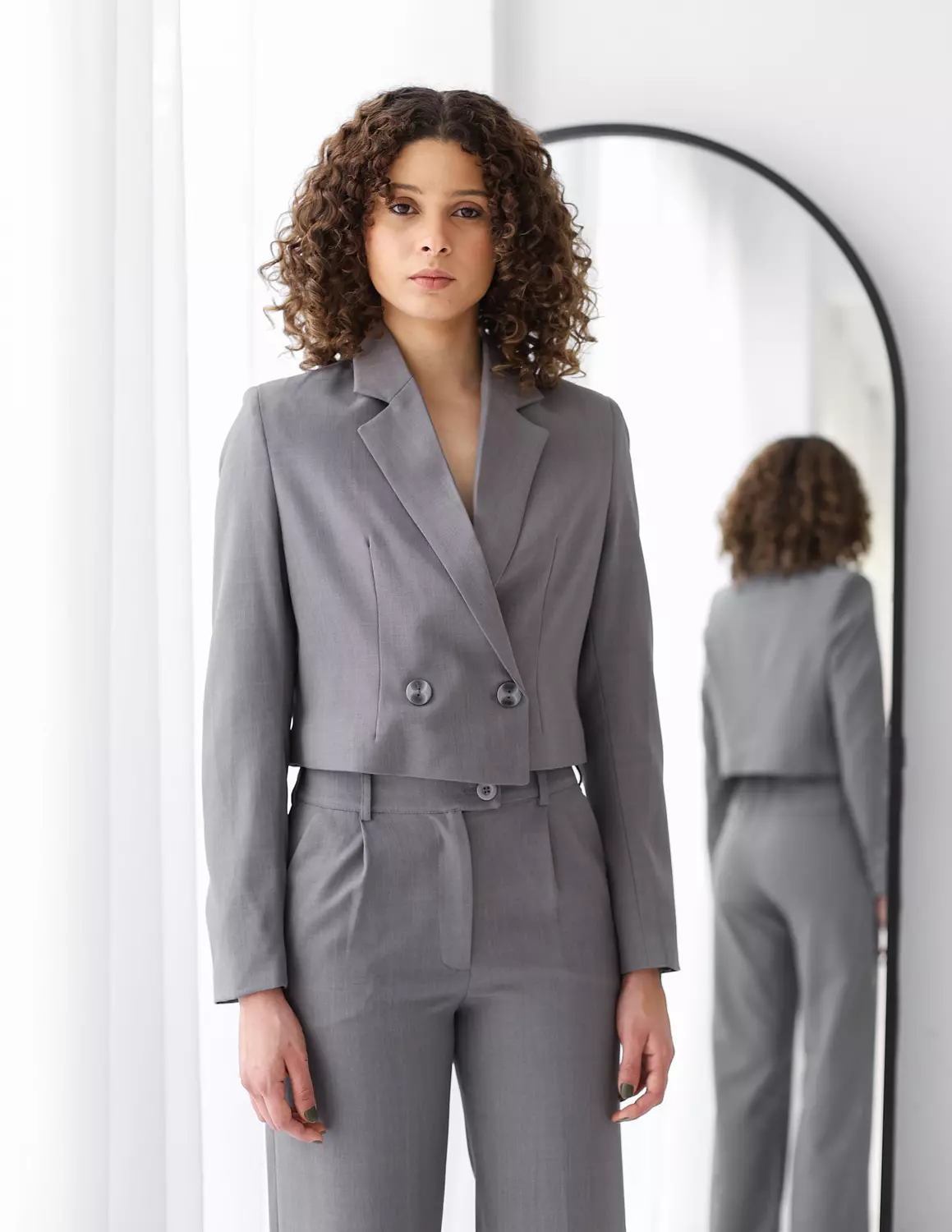 Gray Breeze cropped blazer image