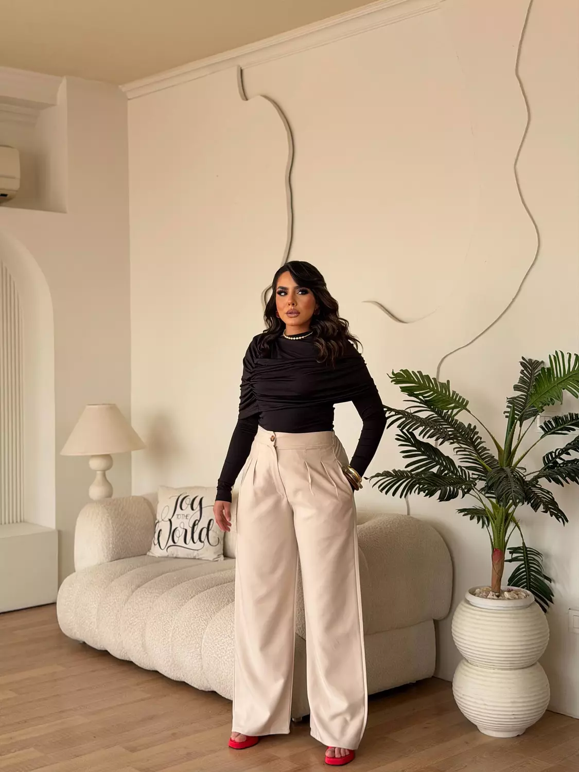 The Command Pants In Beige 3