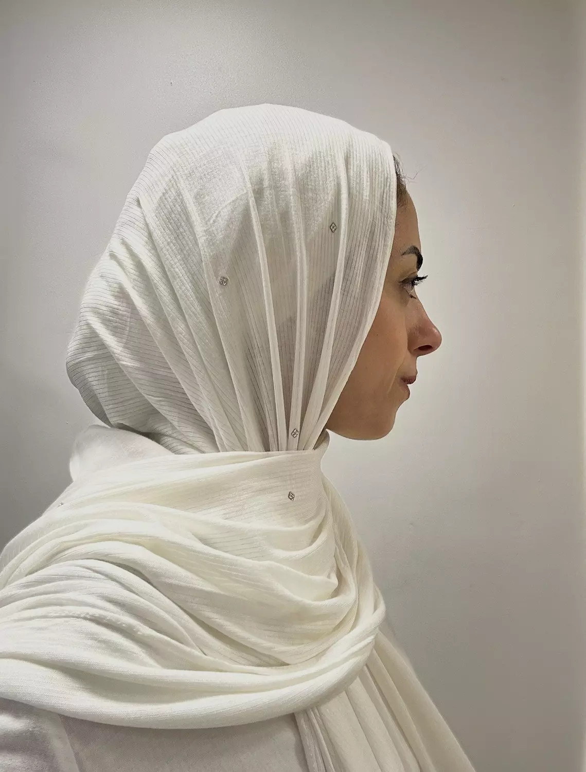 White strass Kuwaiti scarf 5