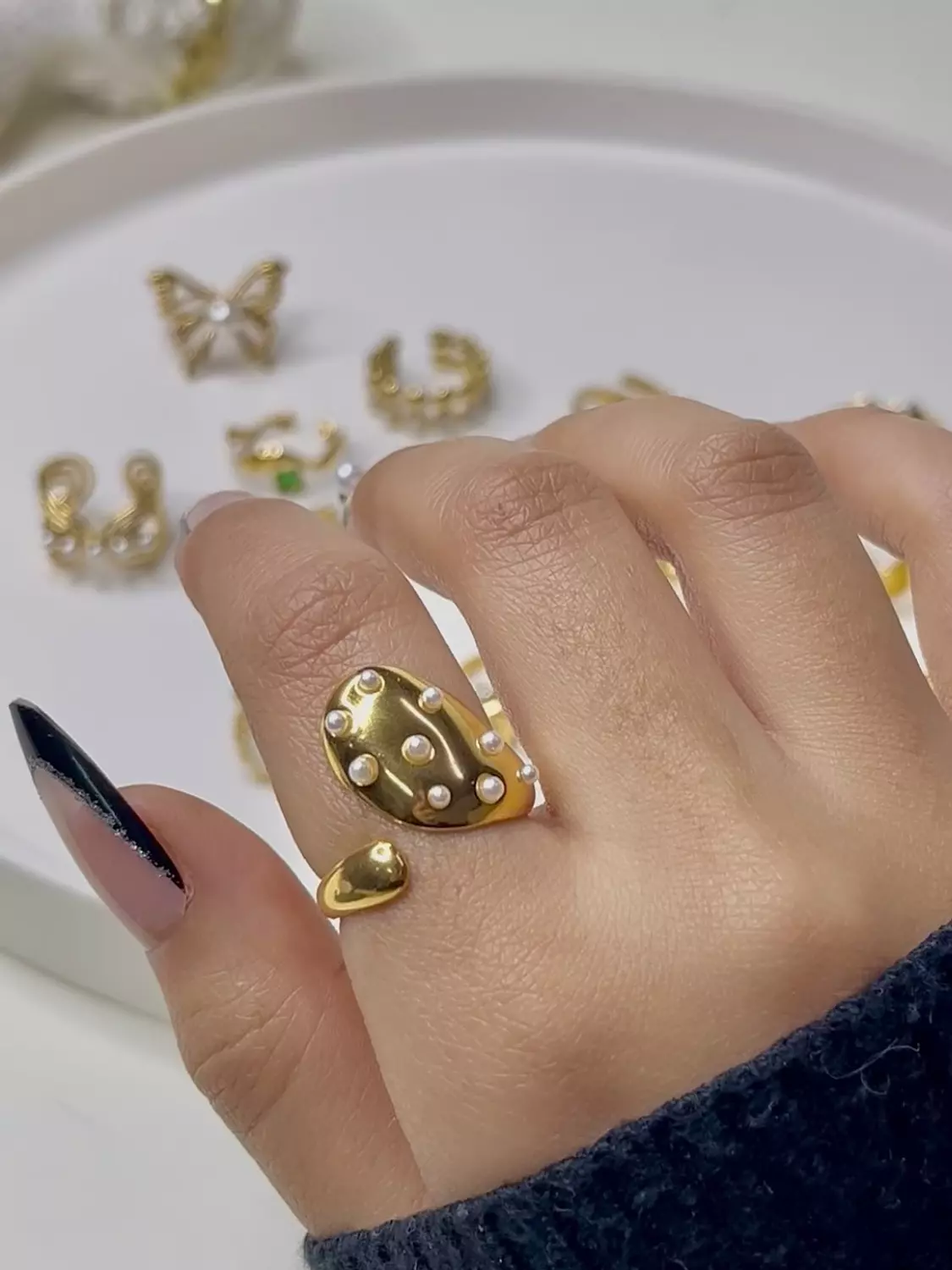 Drip pearly ring image