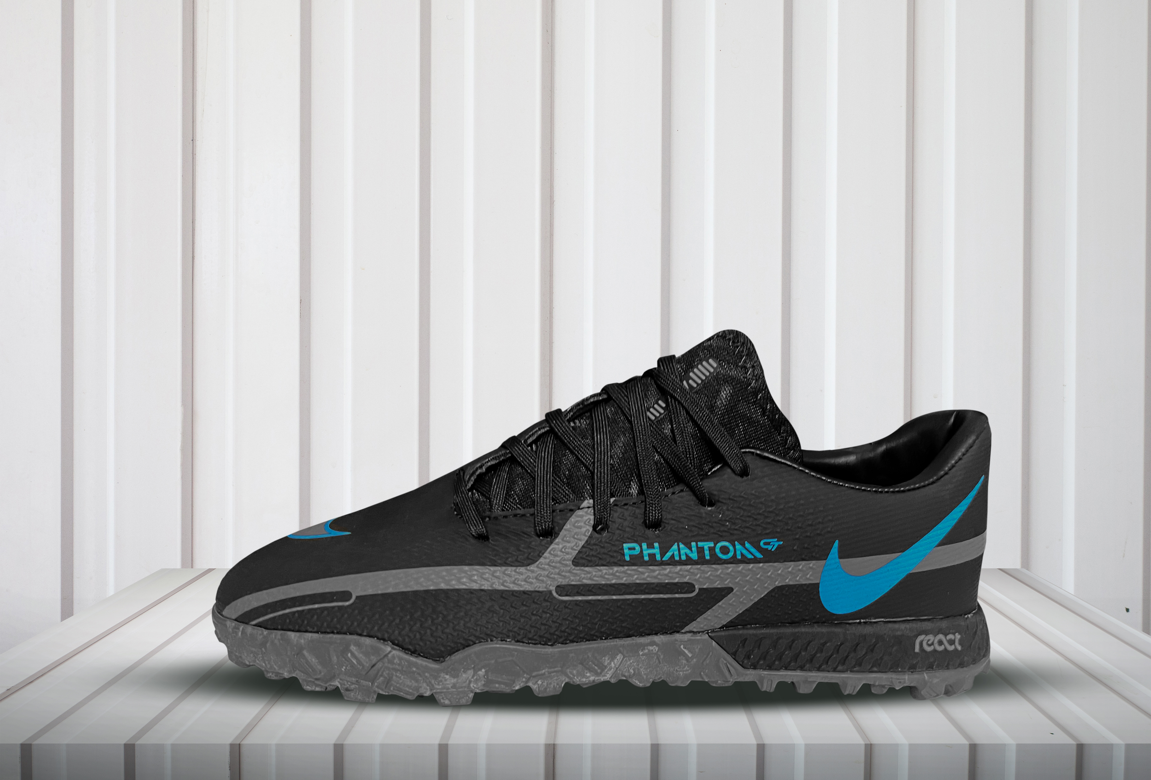 NIKE PHANTOM - TURF 3
