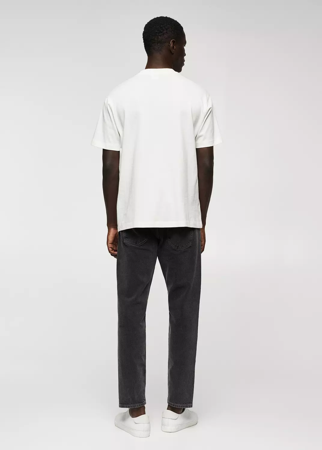 basic round neck 3