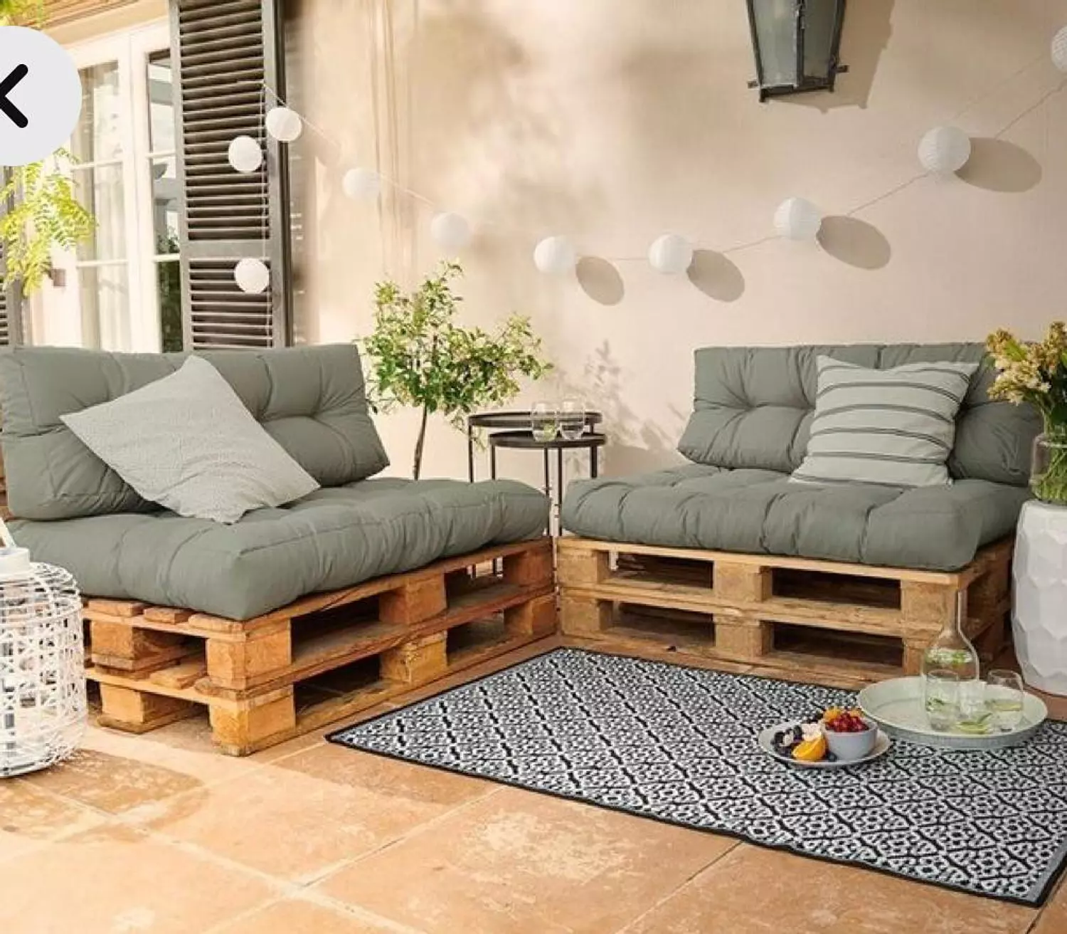 Pallet sofa 22