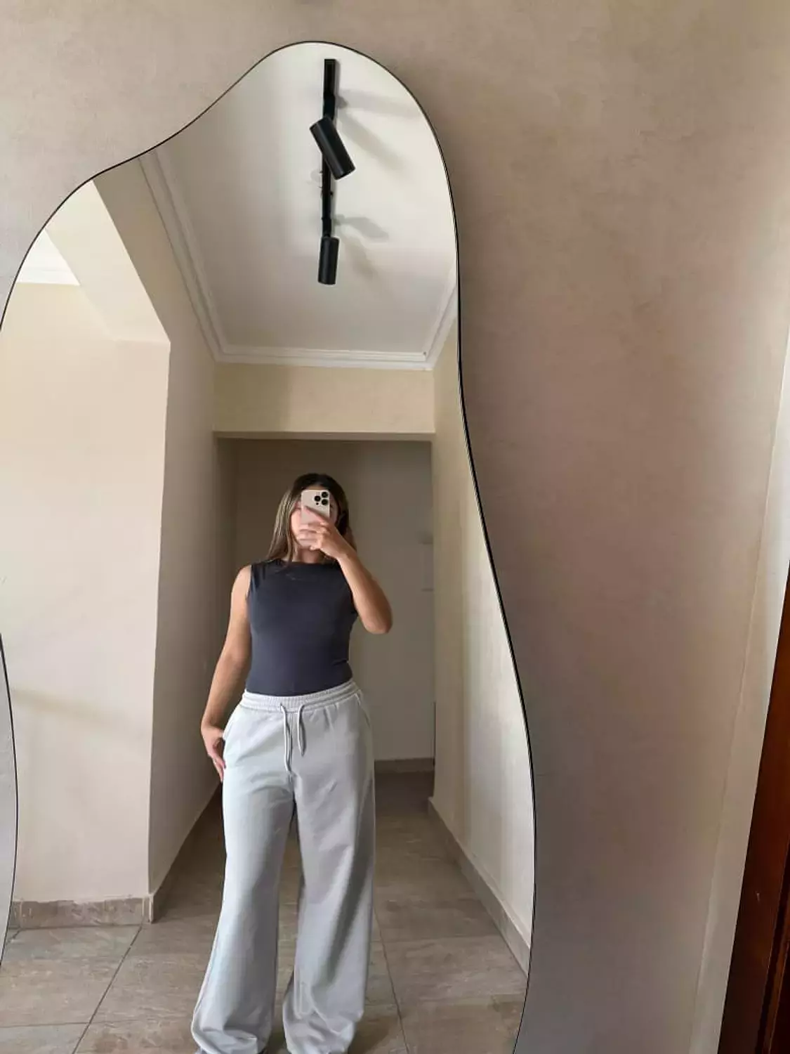 Mileton Sweatpants Light Grey image