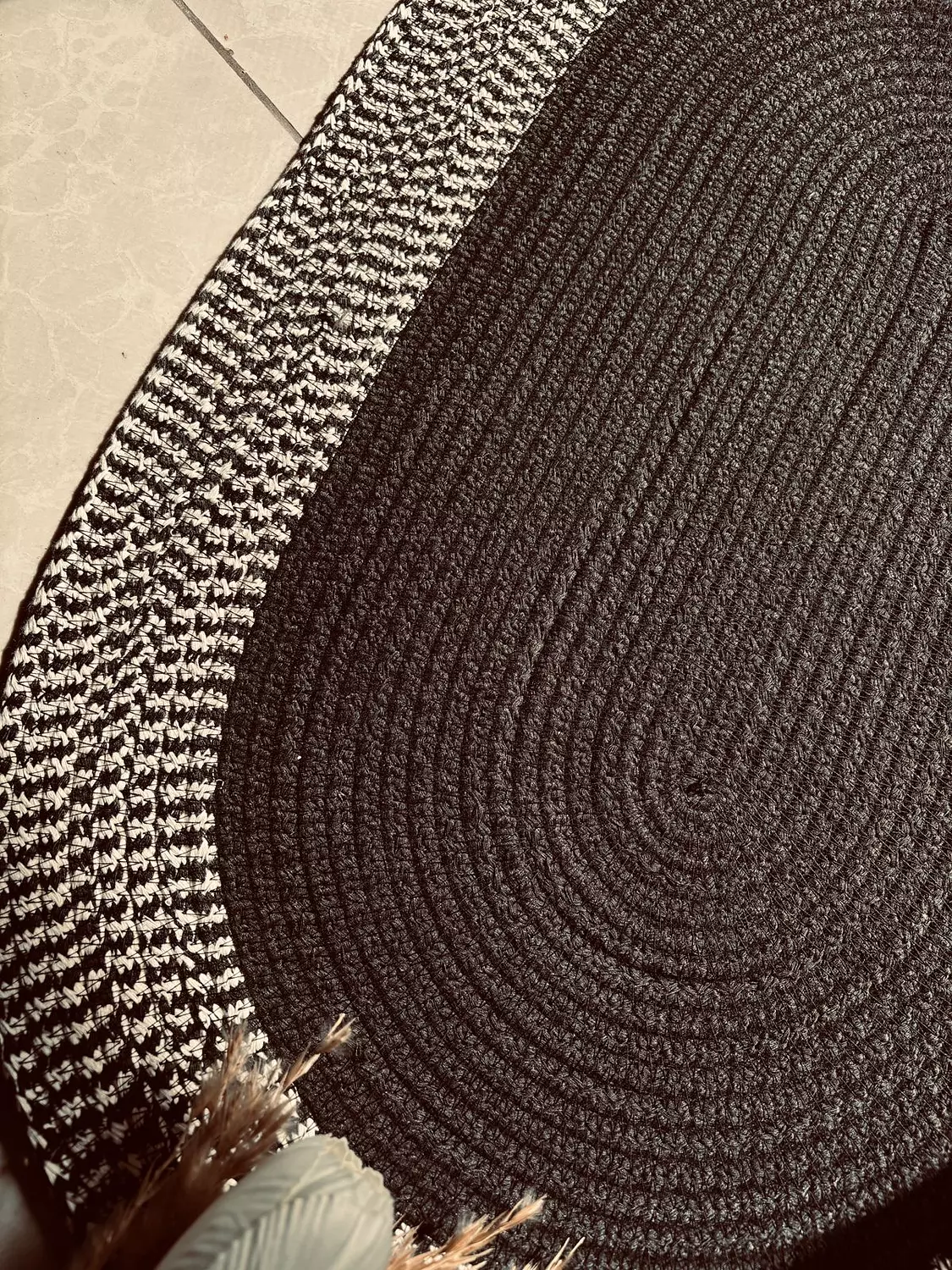 Black Shades Rug 2