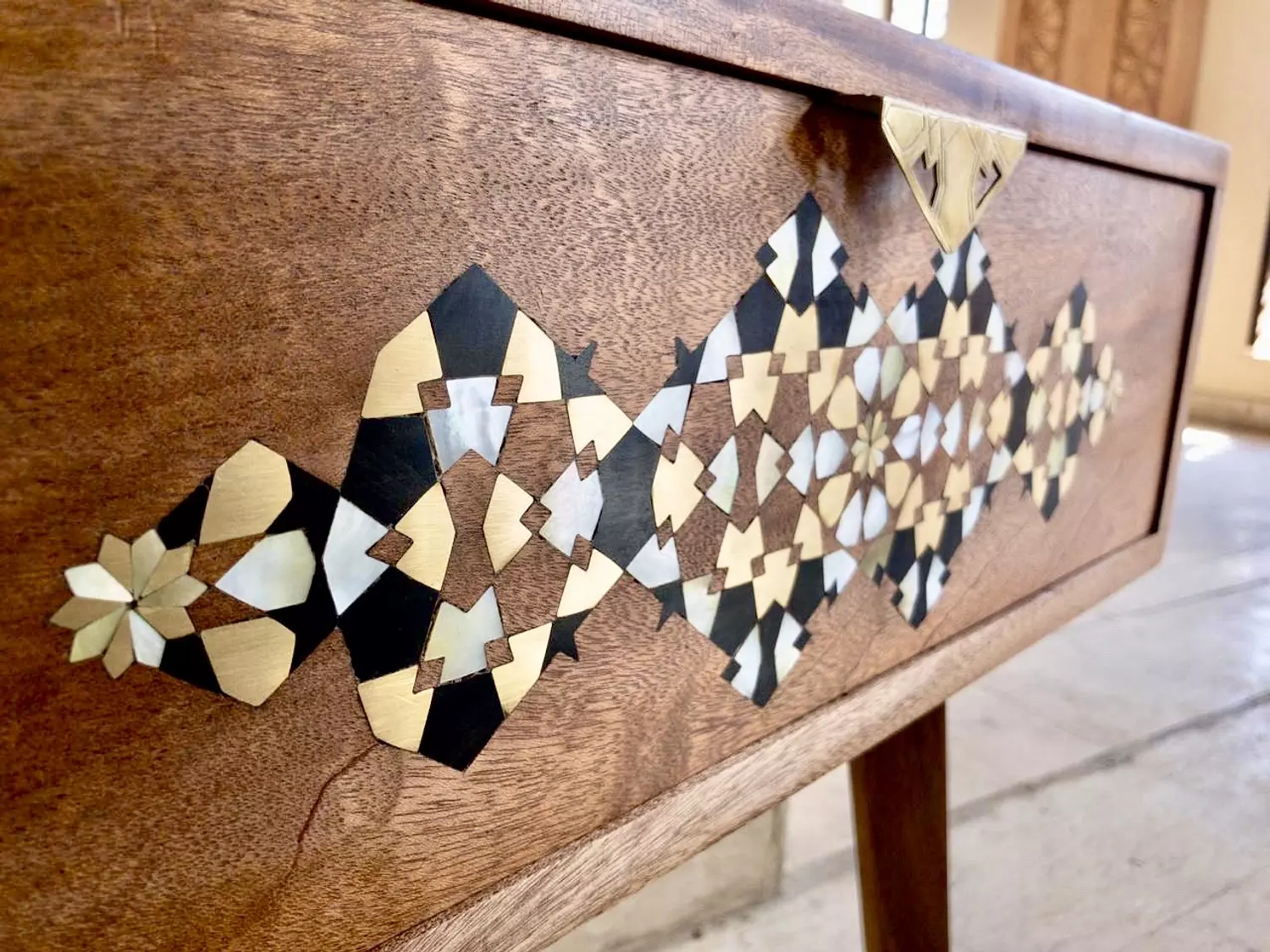 Neo Islamic Side table  3