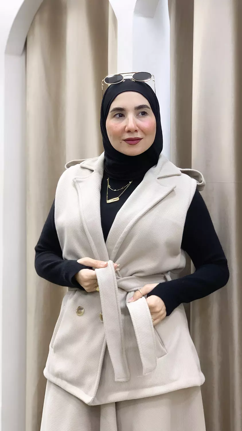 Razan Set image