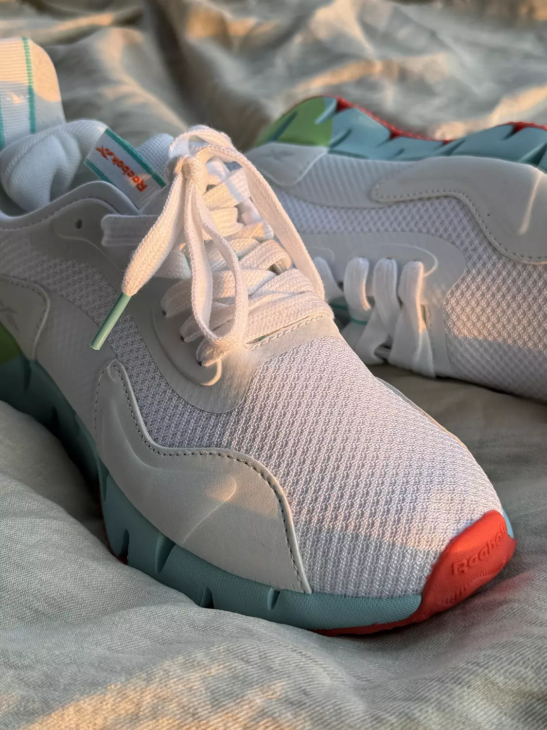 Reebok Zig Dynamica Pull-Tab ZigZag Midsole  2
