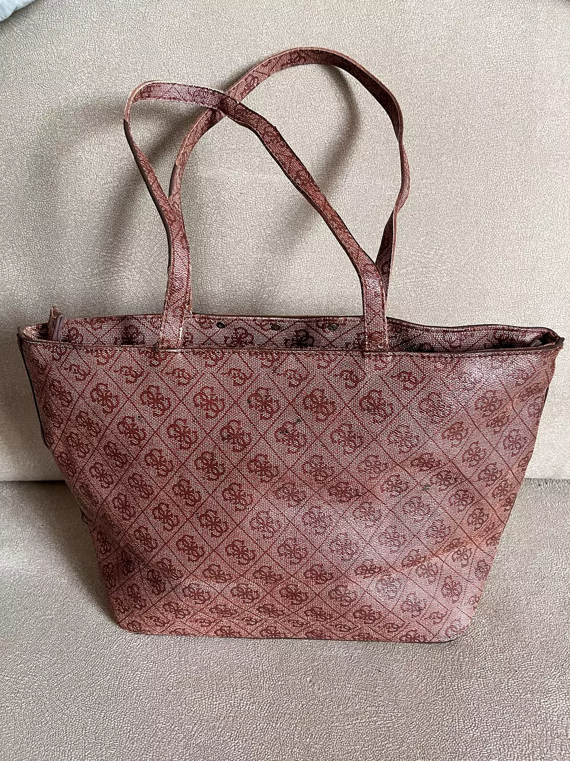 Authentic Guess rare vintage bag 2