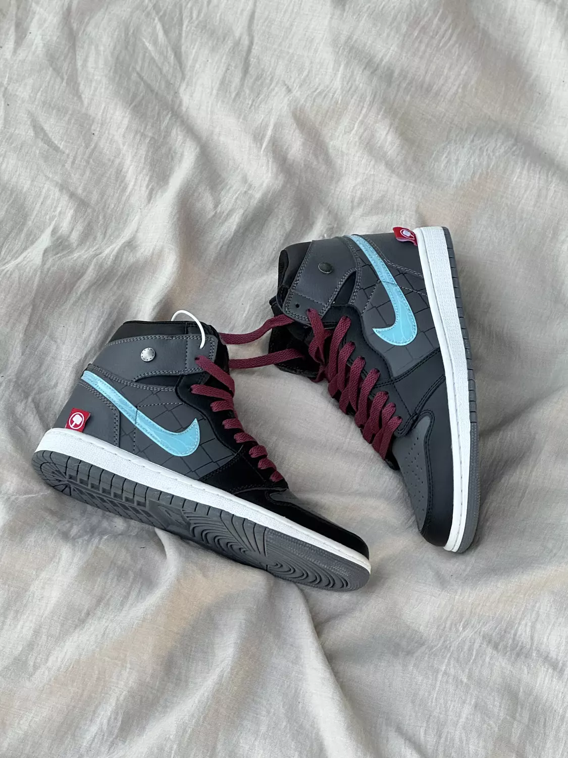 Nike Air Jordan 1 X Avangers Thor  2