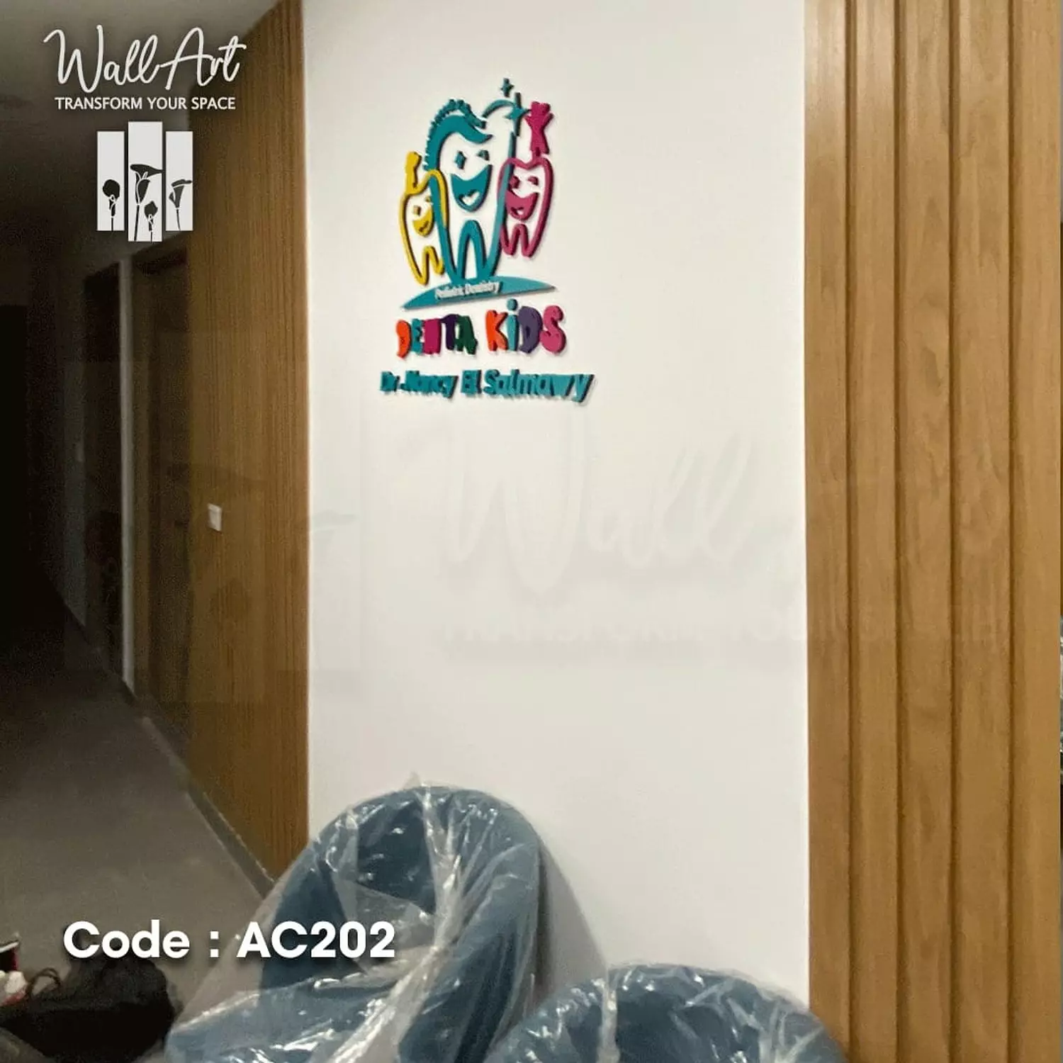 AC202- Coloured Acrylic Logo  4