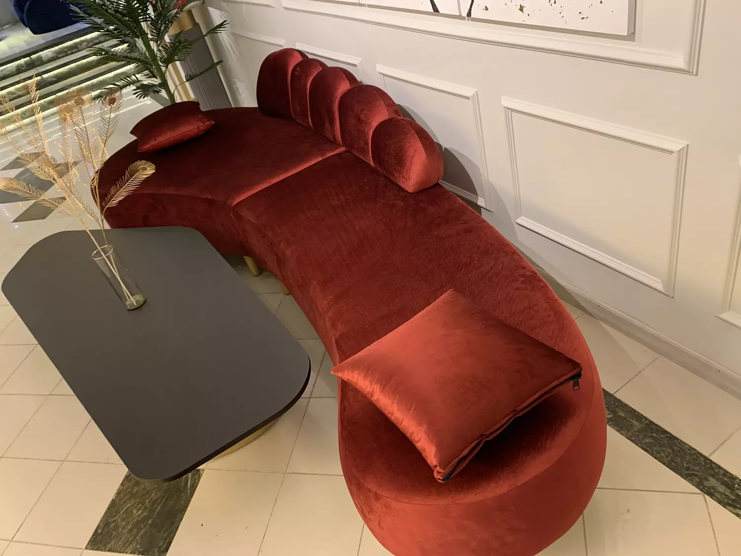 Wine red bubble sofa design image