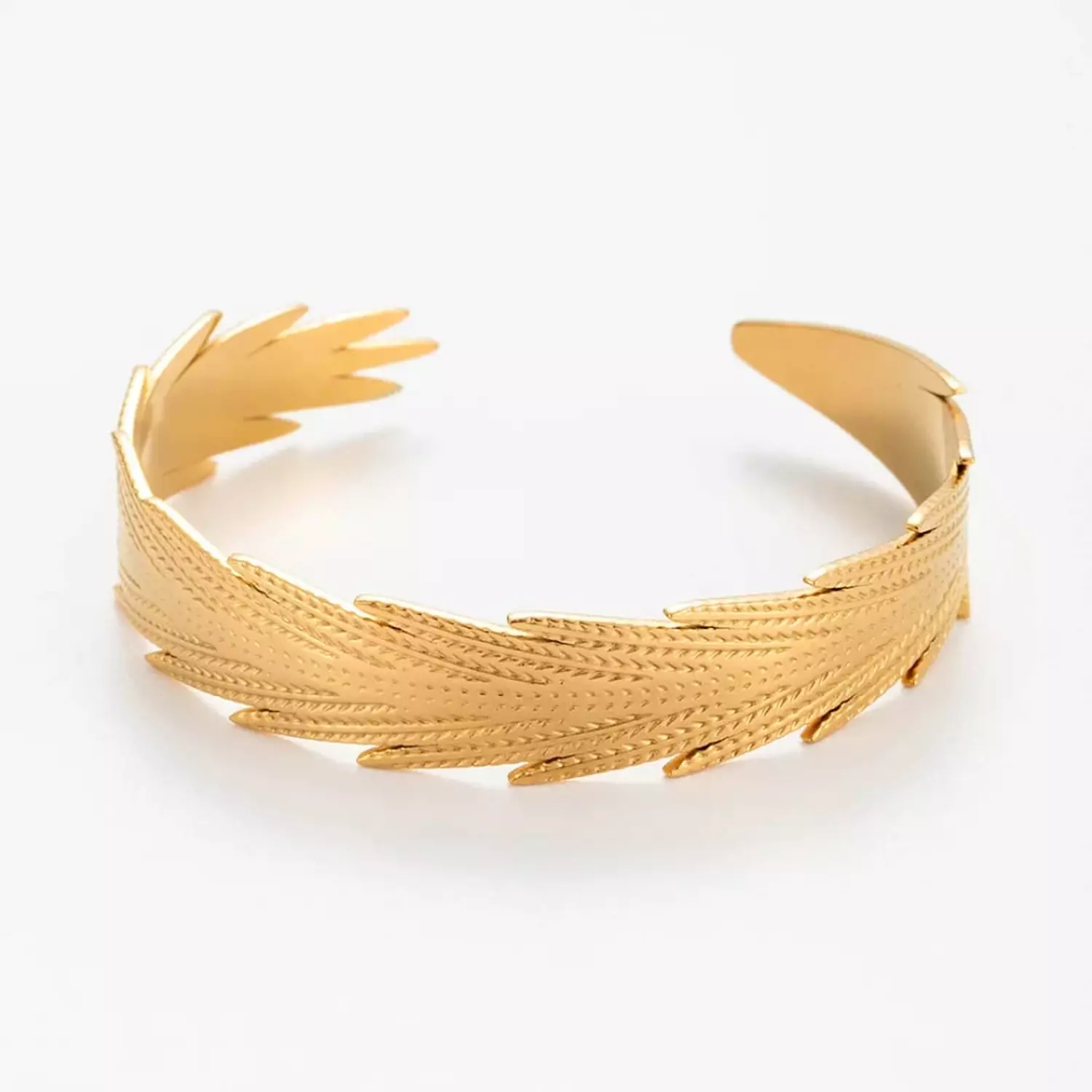 golden feather wrap bangle ✨ hover image