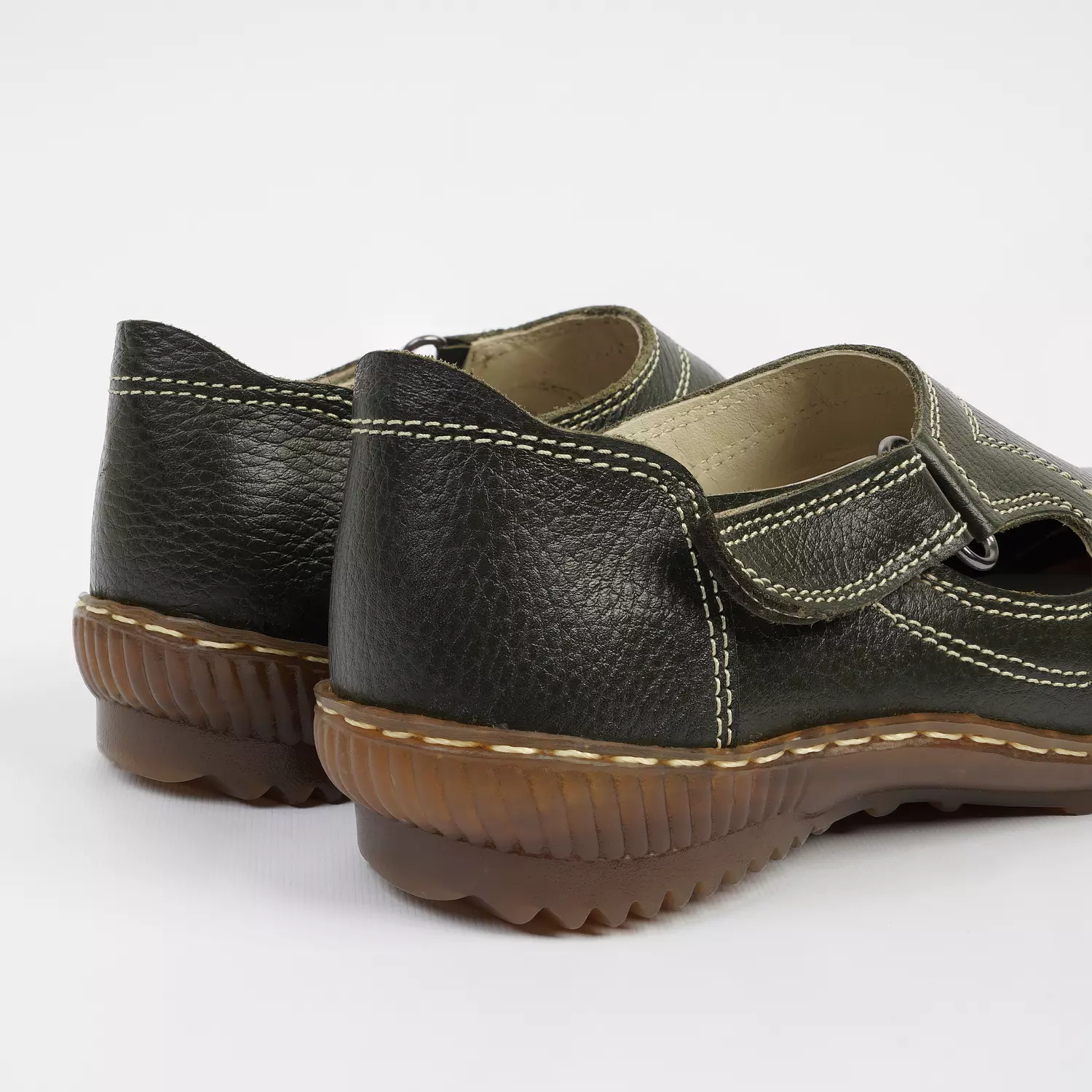 Barefoot Shoes 11