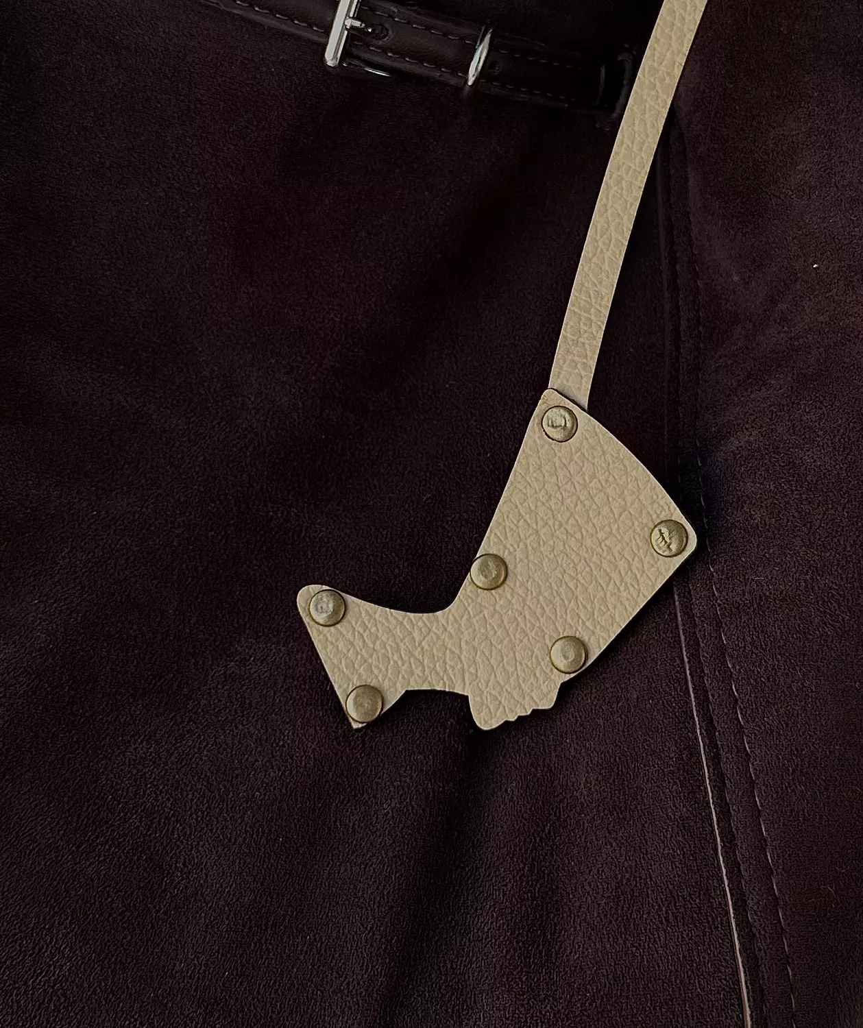 Nefertari charm image