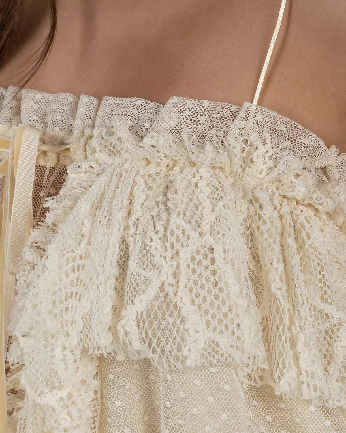  Playful Cream Balloon Top 9