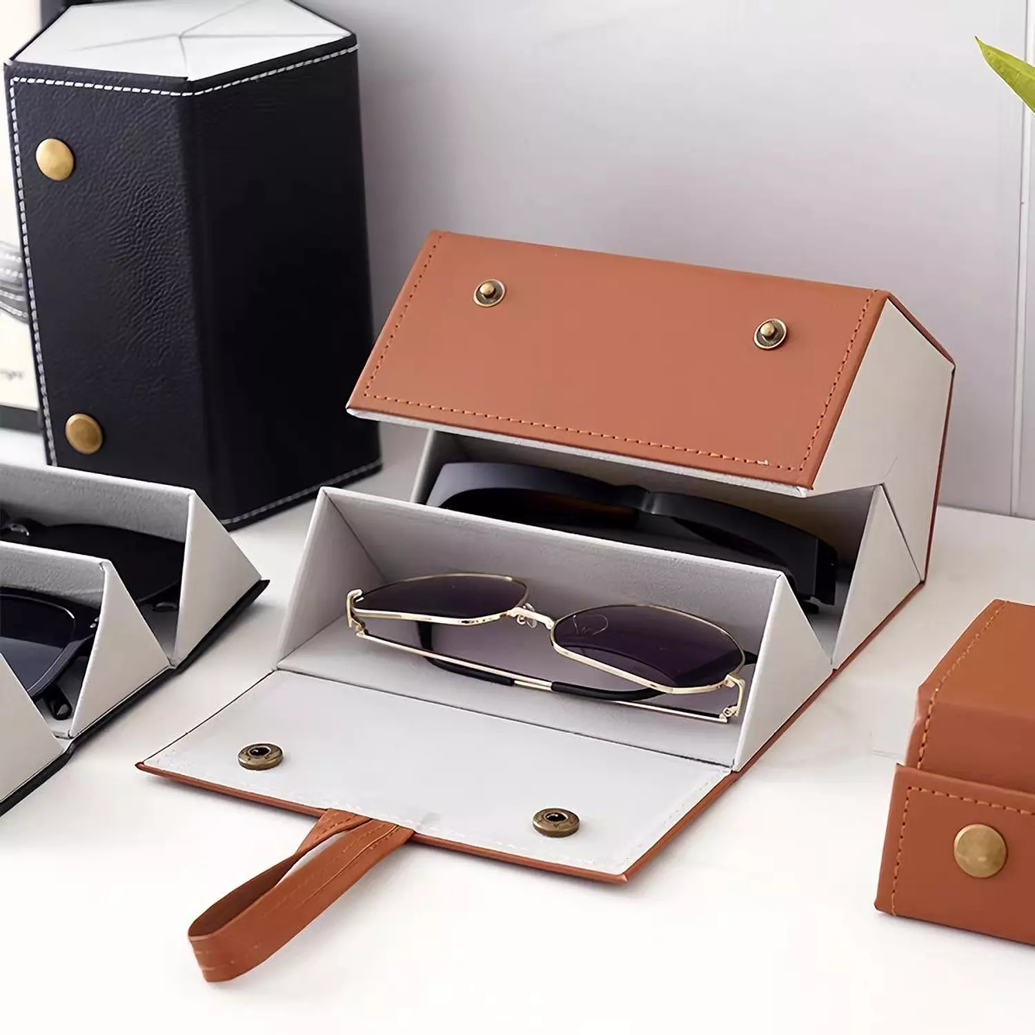 Glasses organizer 1