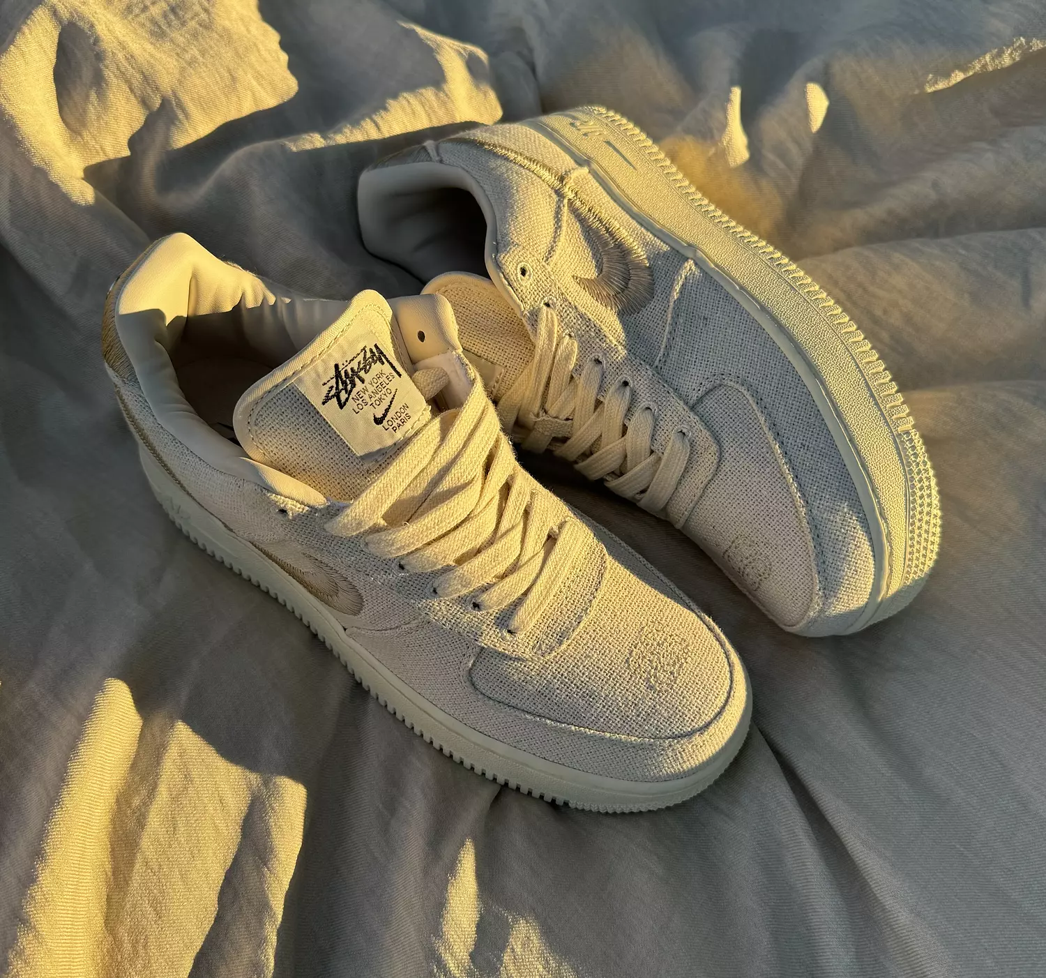 NIKE × STUSSY Air Force 1 Low "Fossil" 3