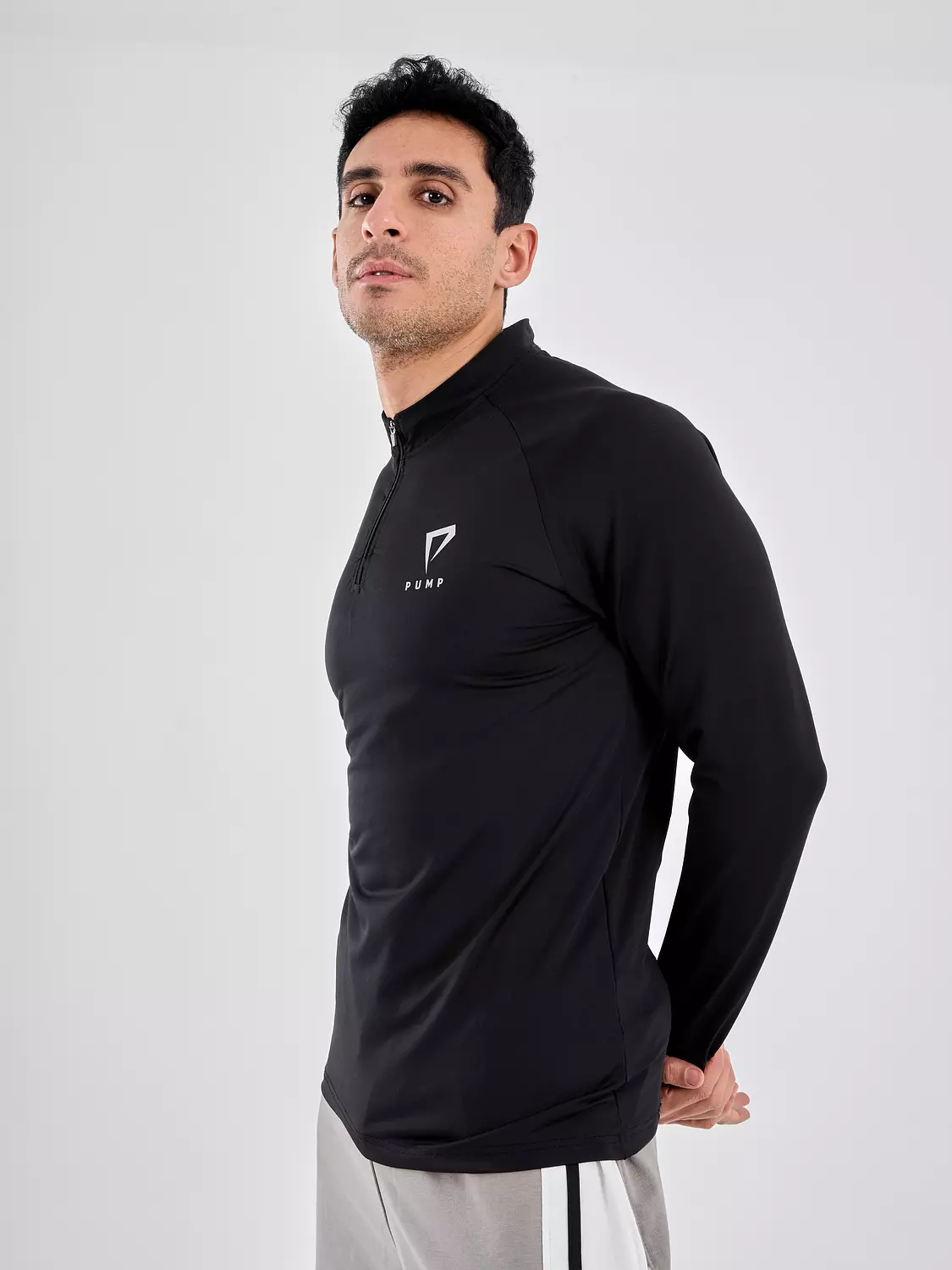 CORE TRAINING QUARTER ZIP-"black’’ image