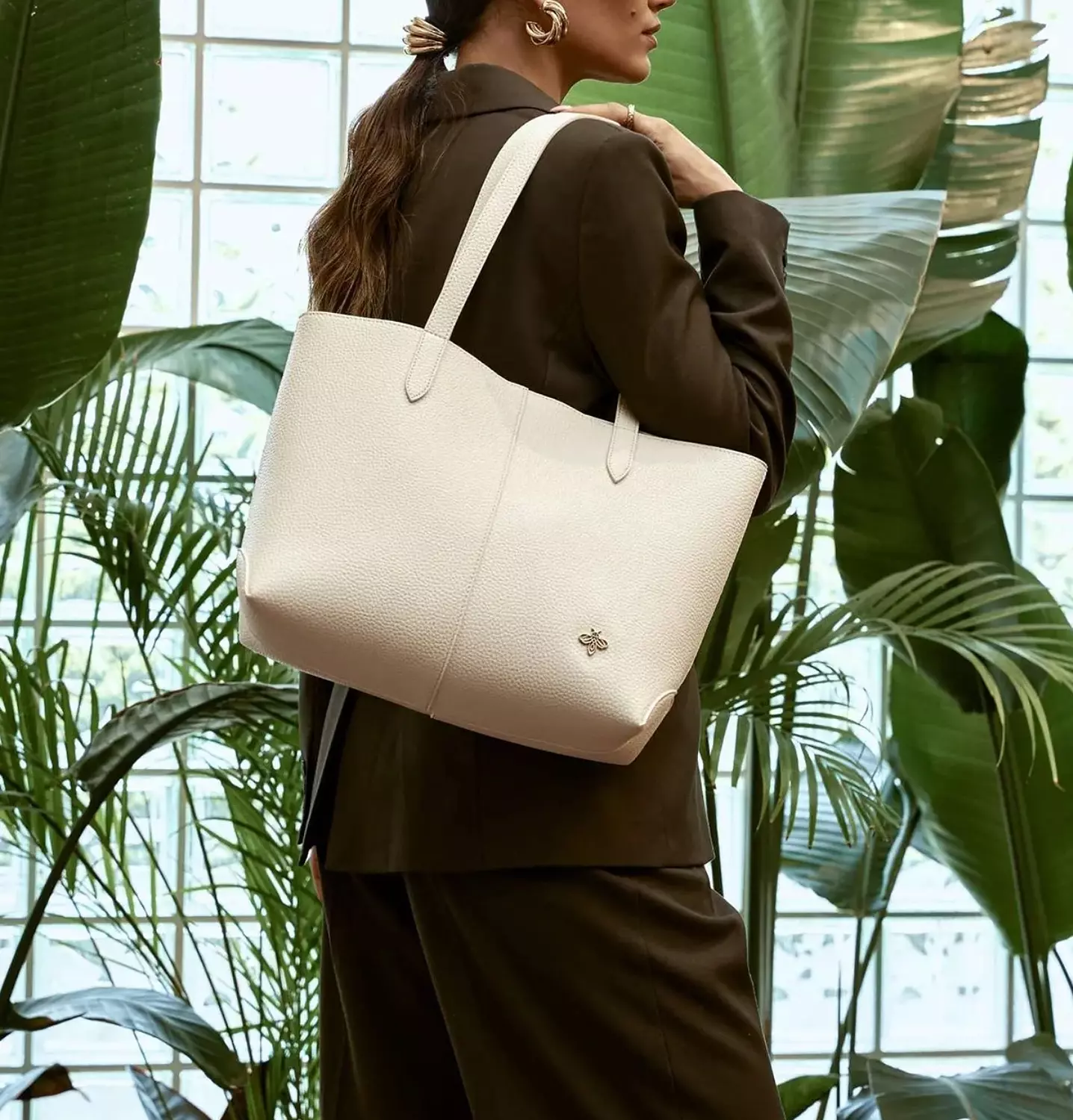 Shoulder with pocket  4