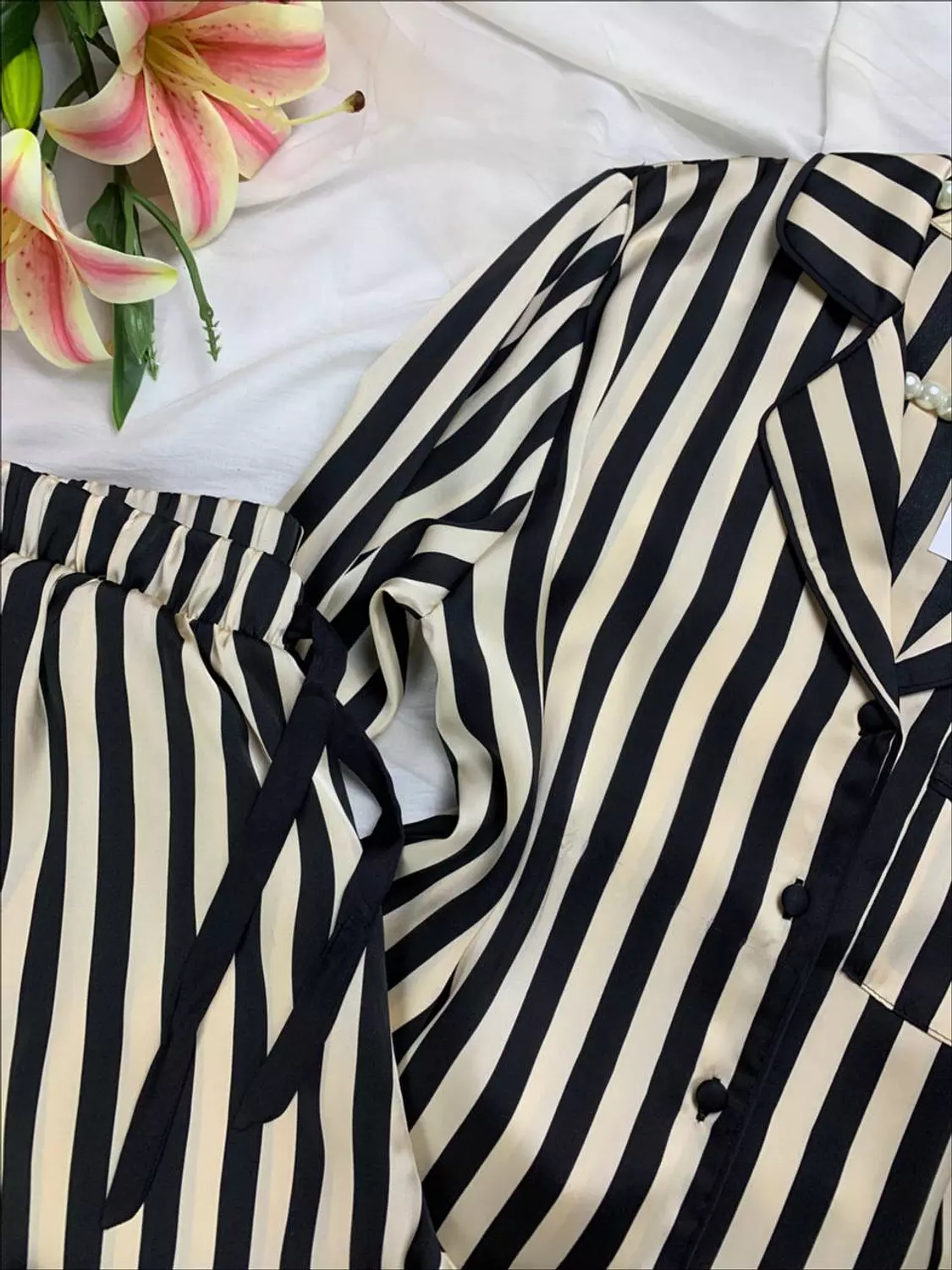 Elegant silky satin pijama set from primark uk   Size xxs fit xs 45:50 k    hover image