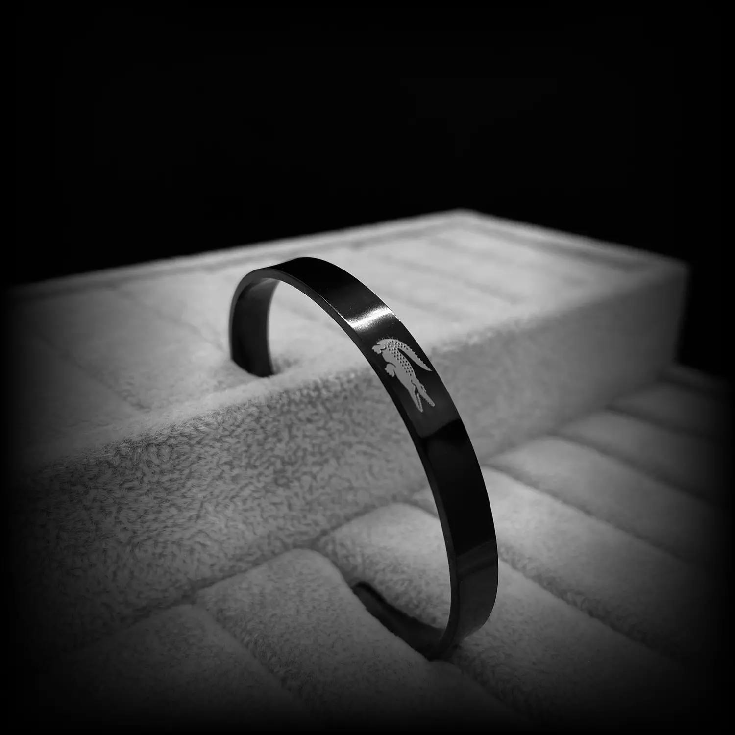 Lacoste Noir image