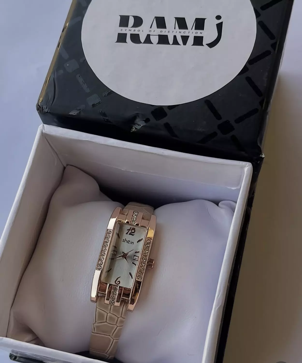 Leather colors watches hover image