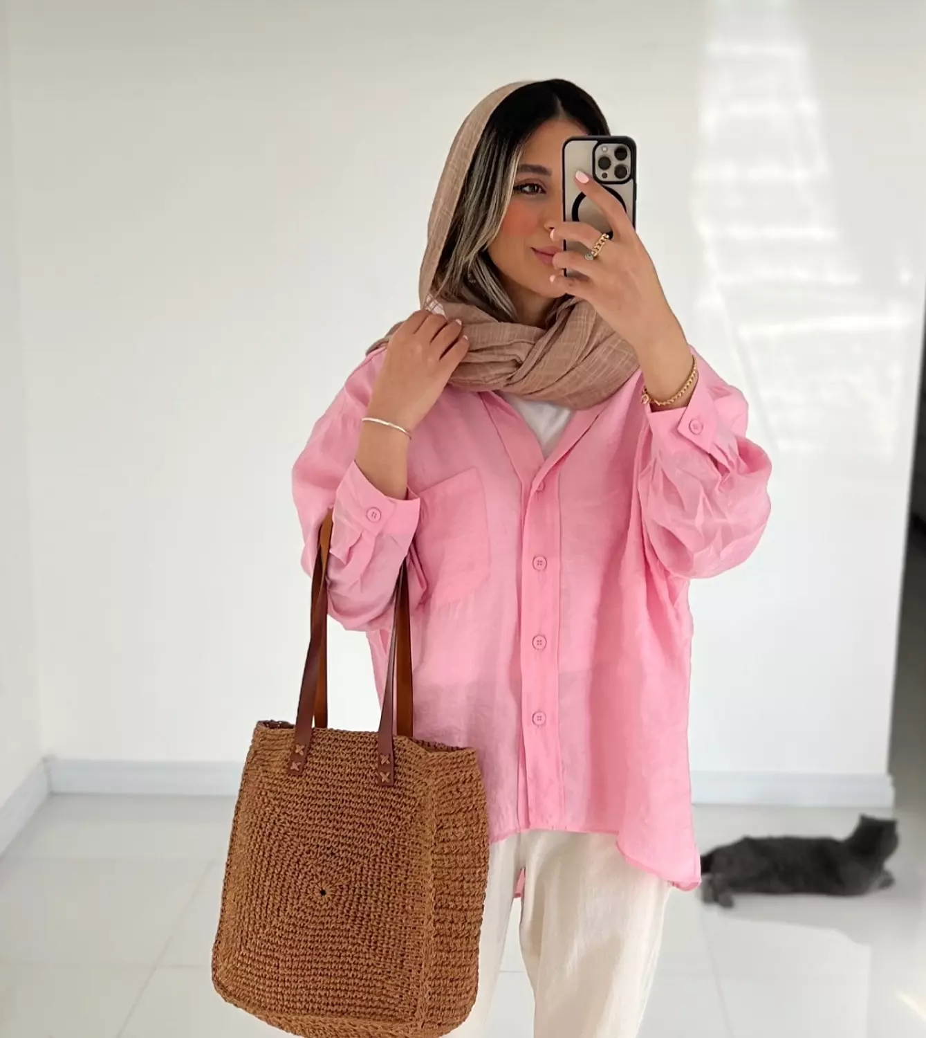 Candy pink linen shirt 🍬  hover image