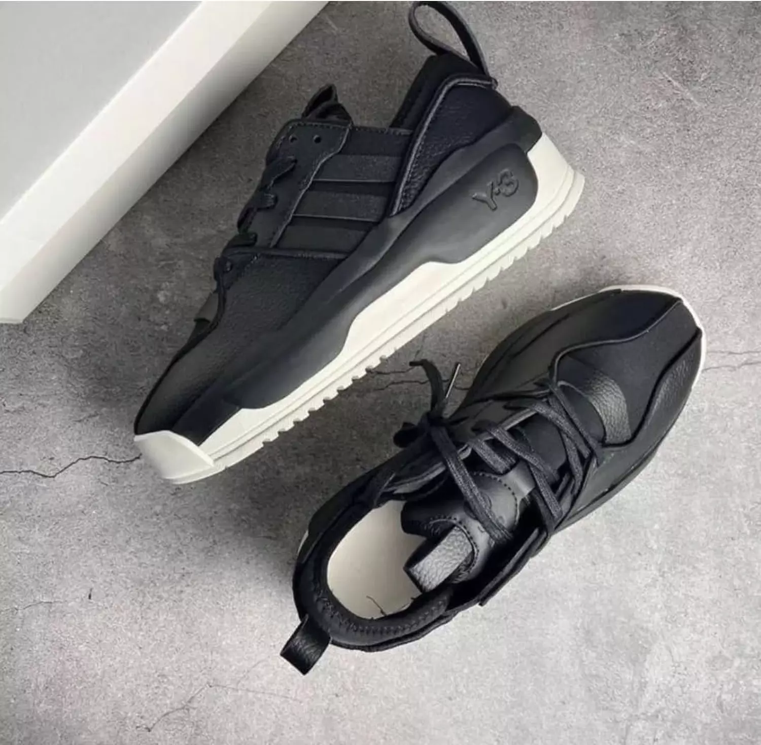 Adidas Y3 White/ Black  3