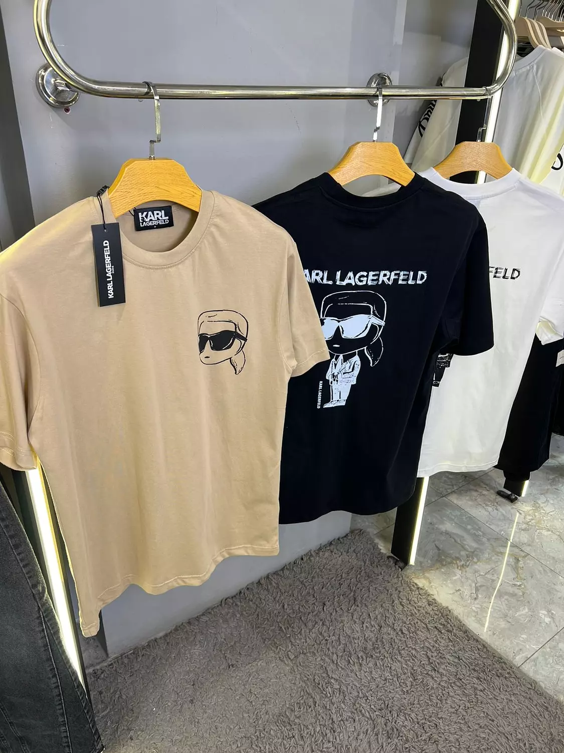 KARL LAGERFELD TSHIRT / 1312 10