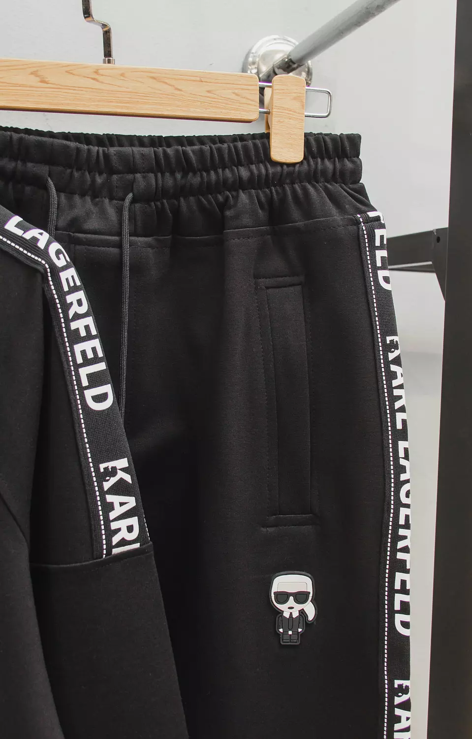KARL LAGERFELD SUIT / 1507 2