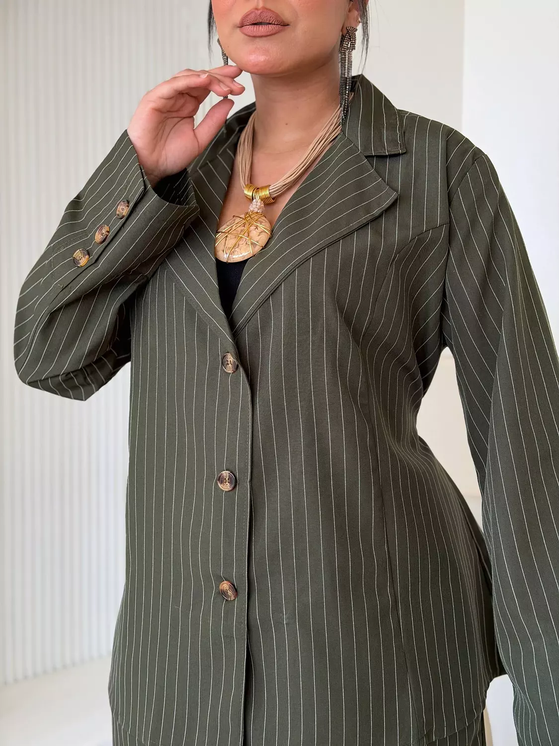 Axis Pinstripe Set In Olive 4