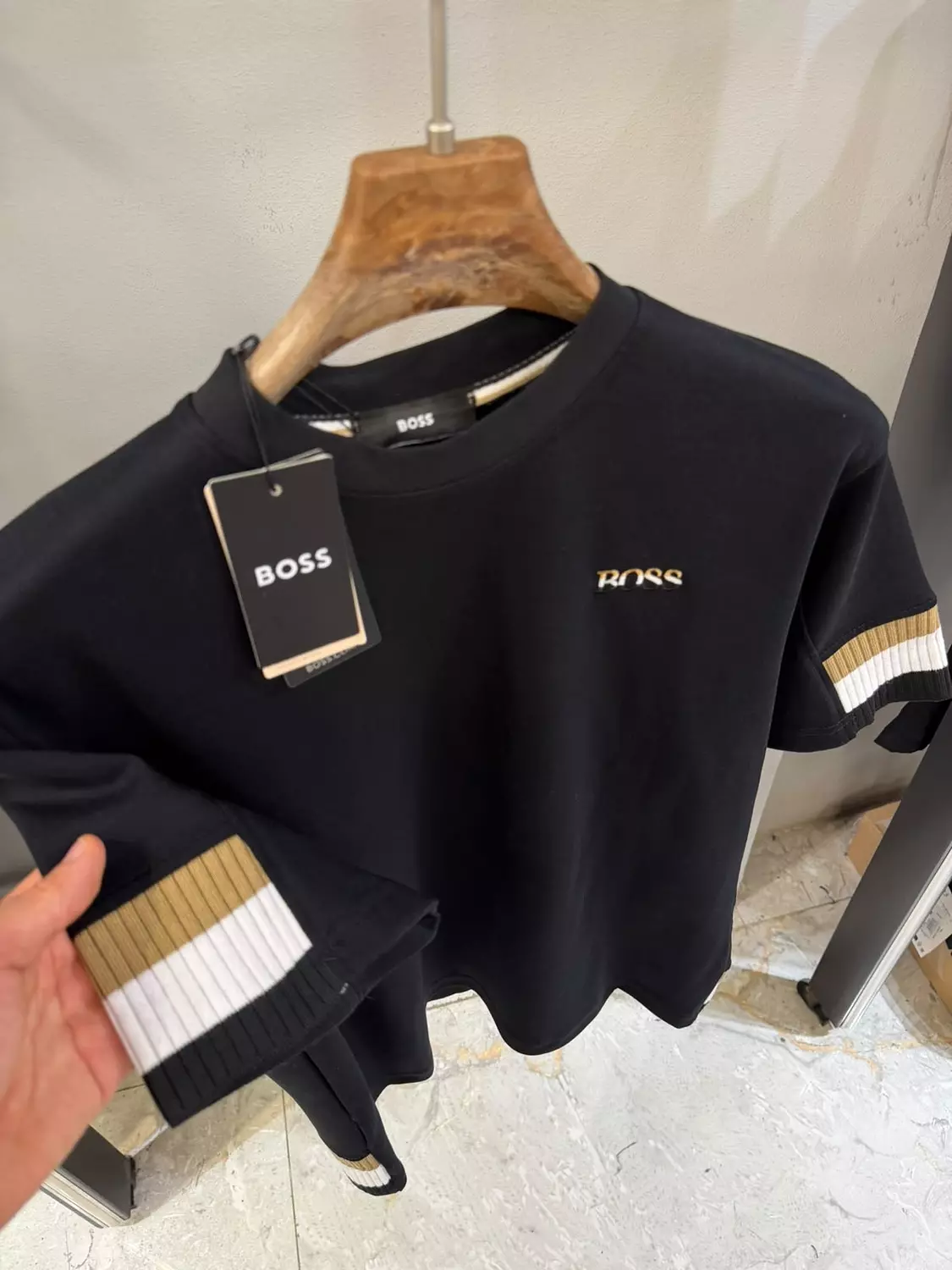 BOSS TSHIRT \ 2382  7