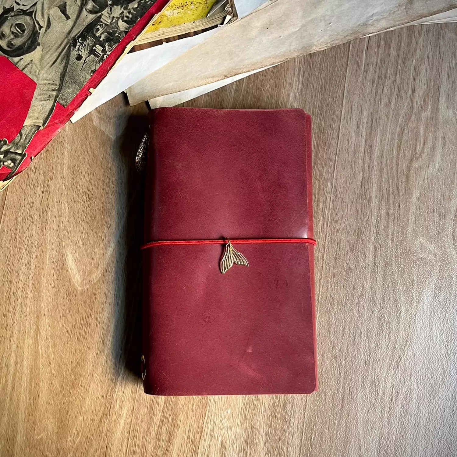 Trifold 12*20  hover image