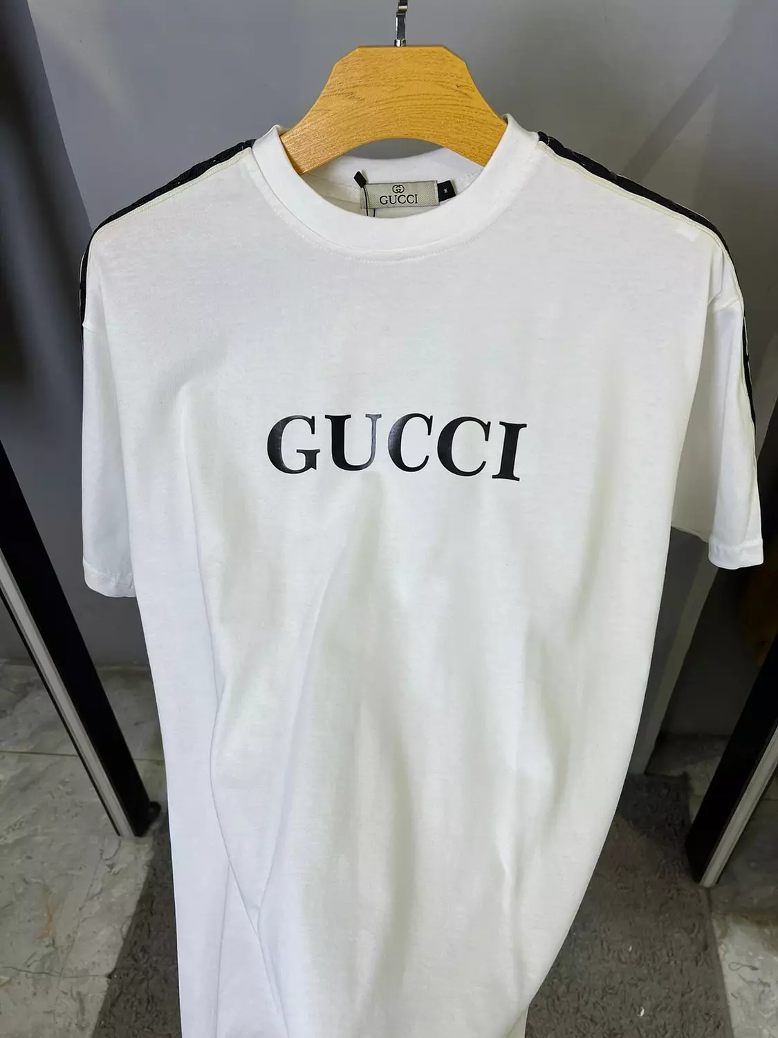 GUCCI TSHIRT / 1484 2