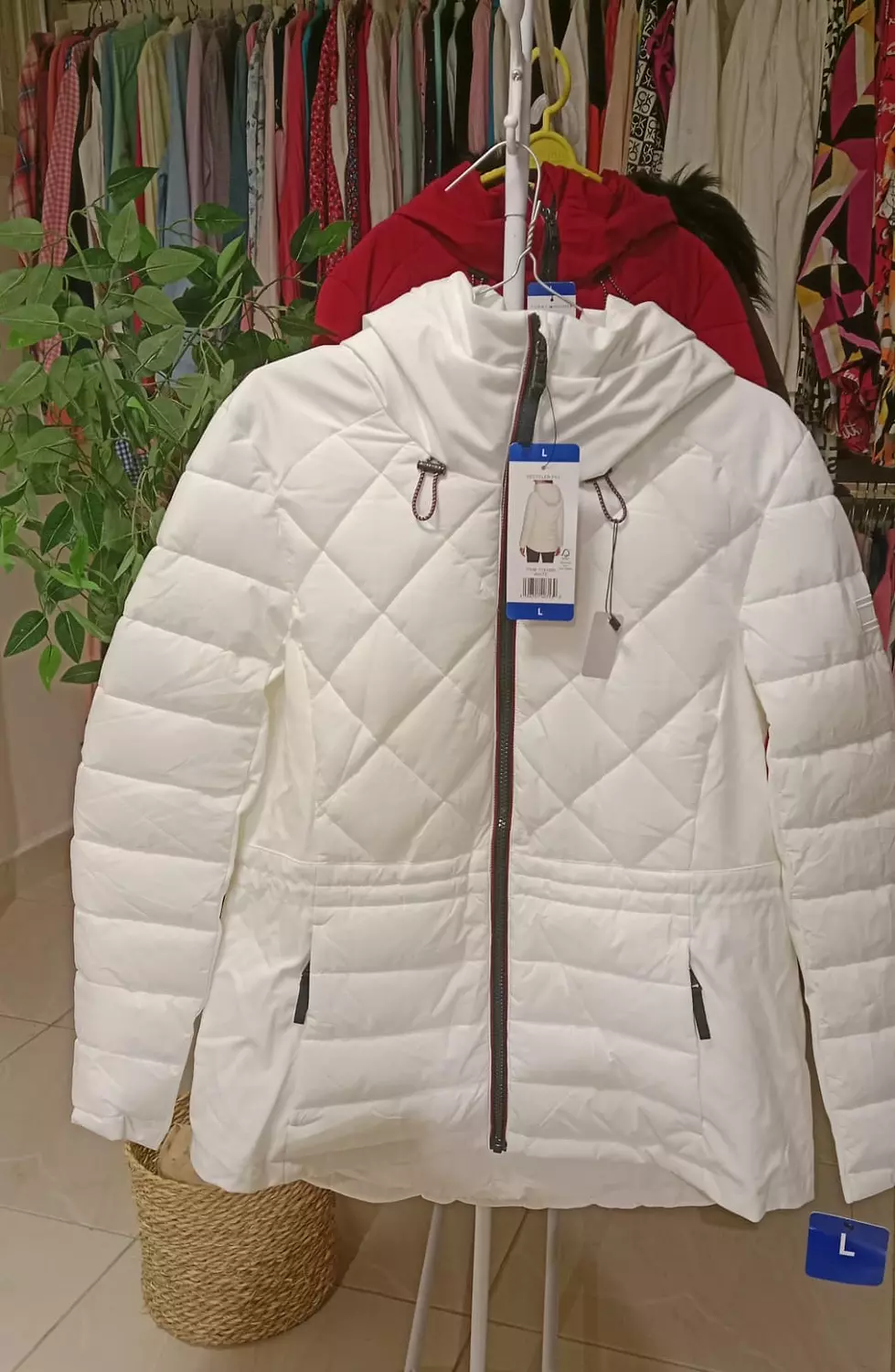 Tommy Hilfiger Quilted Hooded Jacket – White image