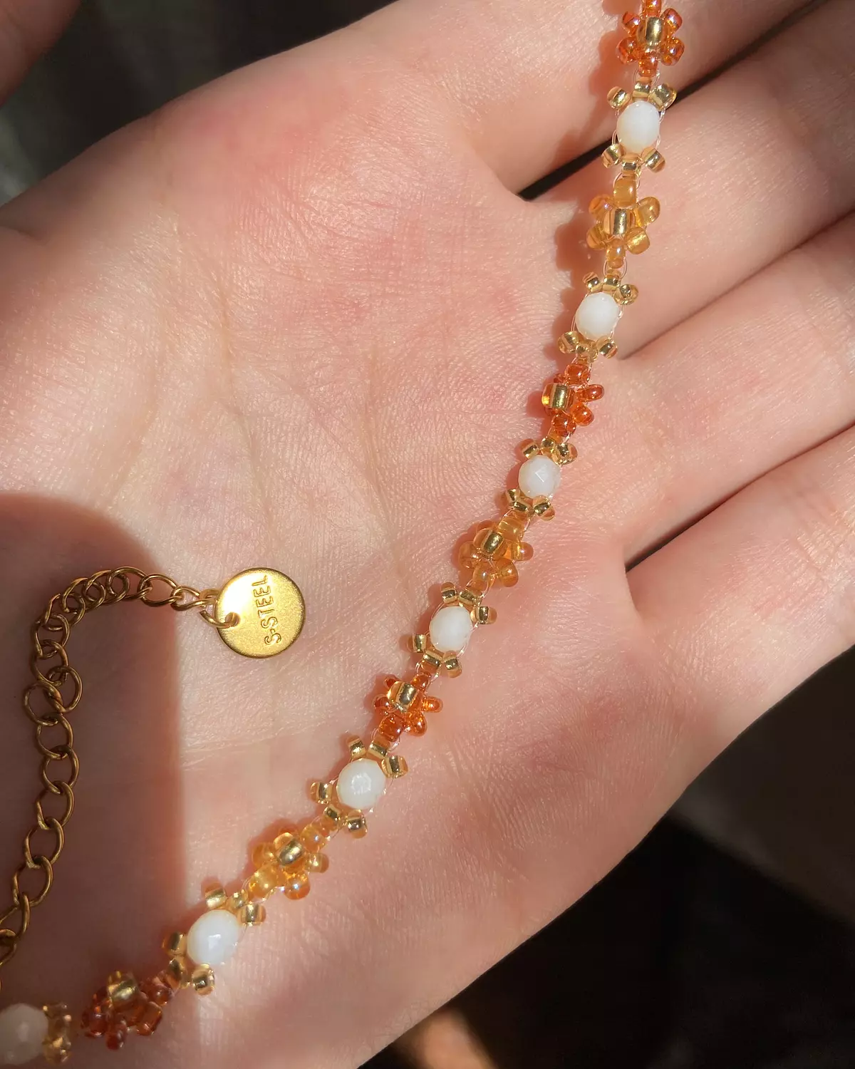 Beige and caramel flowers with coral crystals 🧡 3