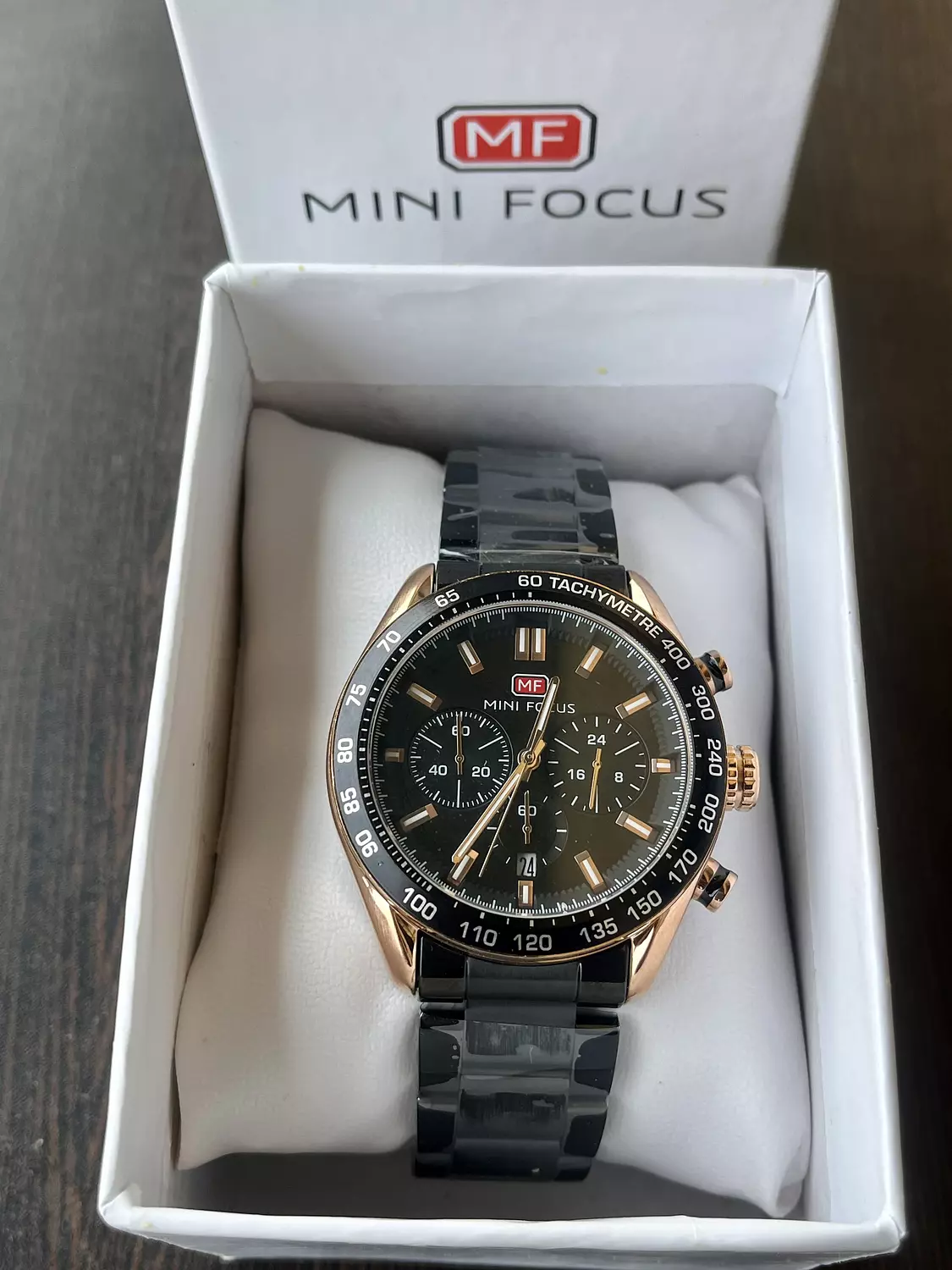 Black rose gold Minifocus hover image