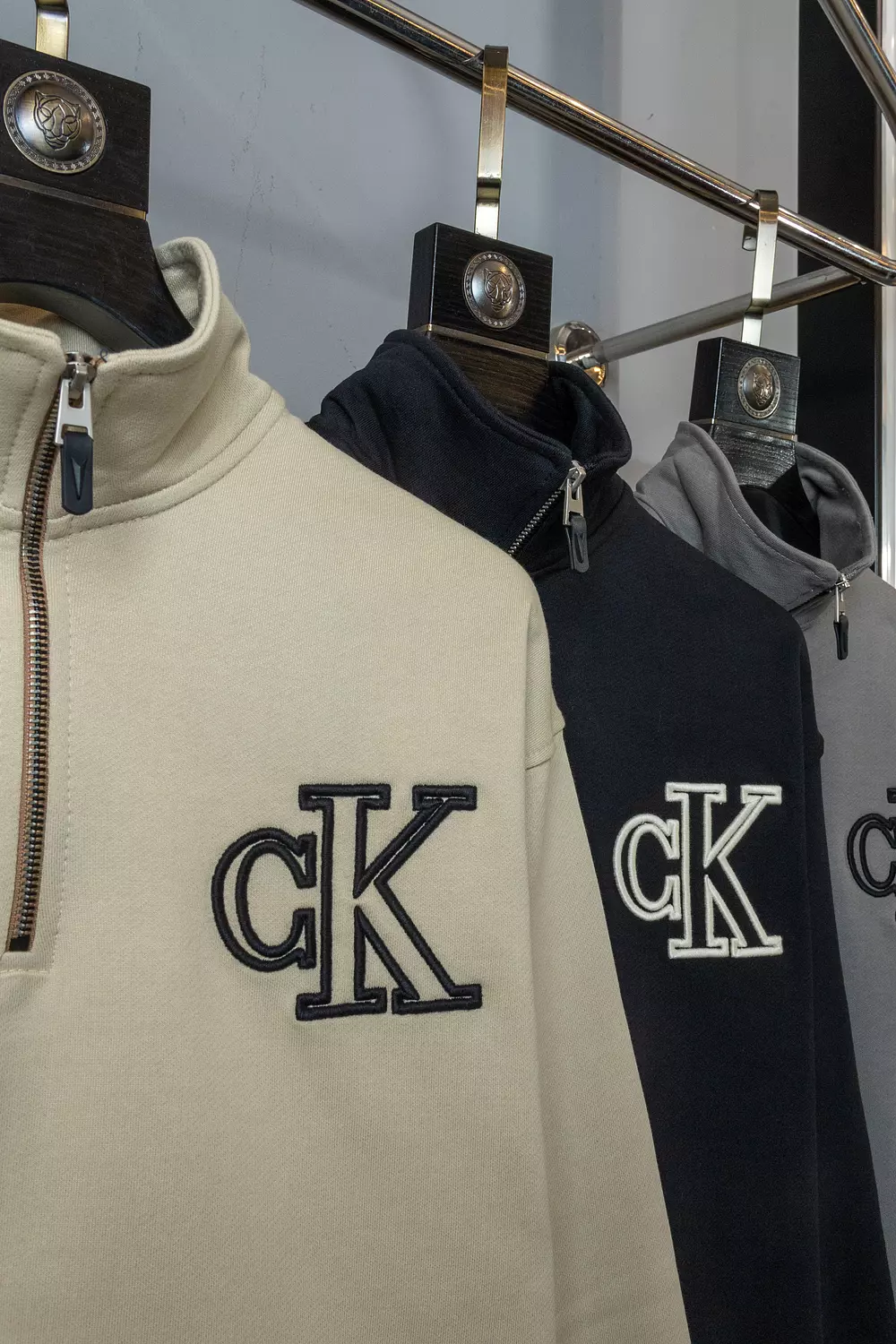 CALVIN KLEIN QUARTER ZIPPER HOODIE \ 1639 9