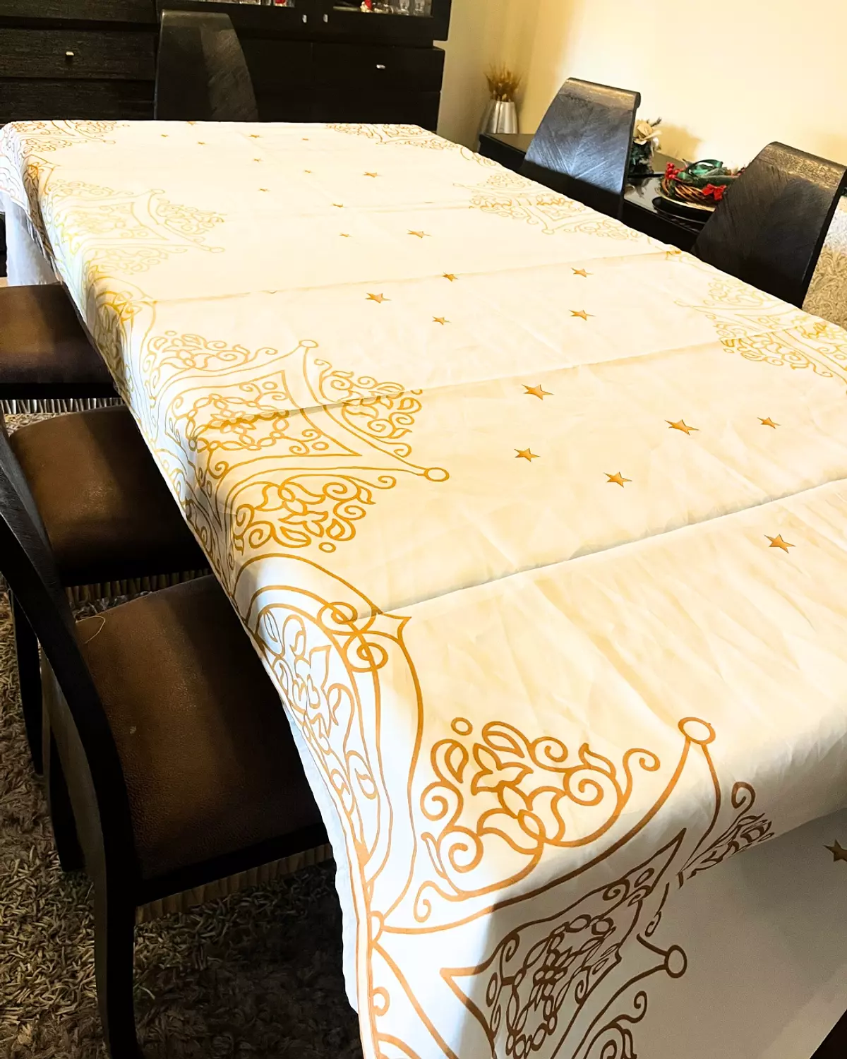 The Oriental Stars Tablecover 1