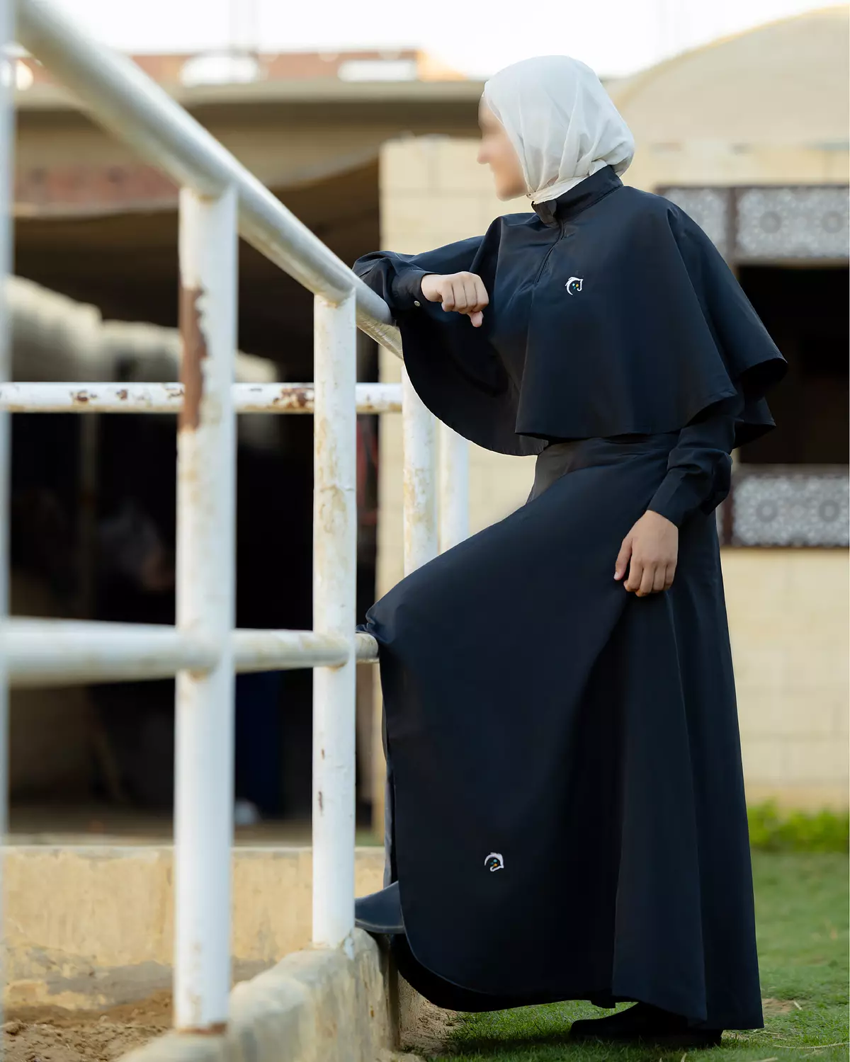 2-in-1 Modest Cap-Shirt 4