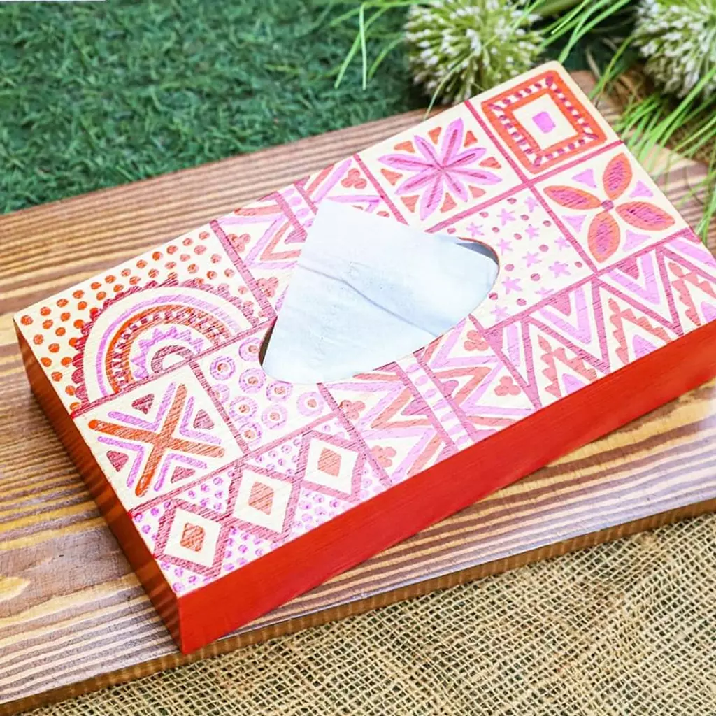 Tissue box - Gigi red