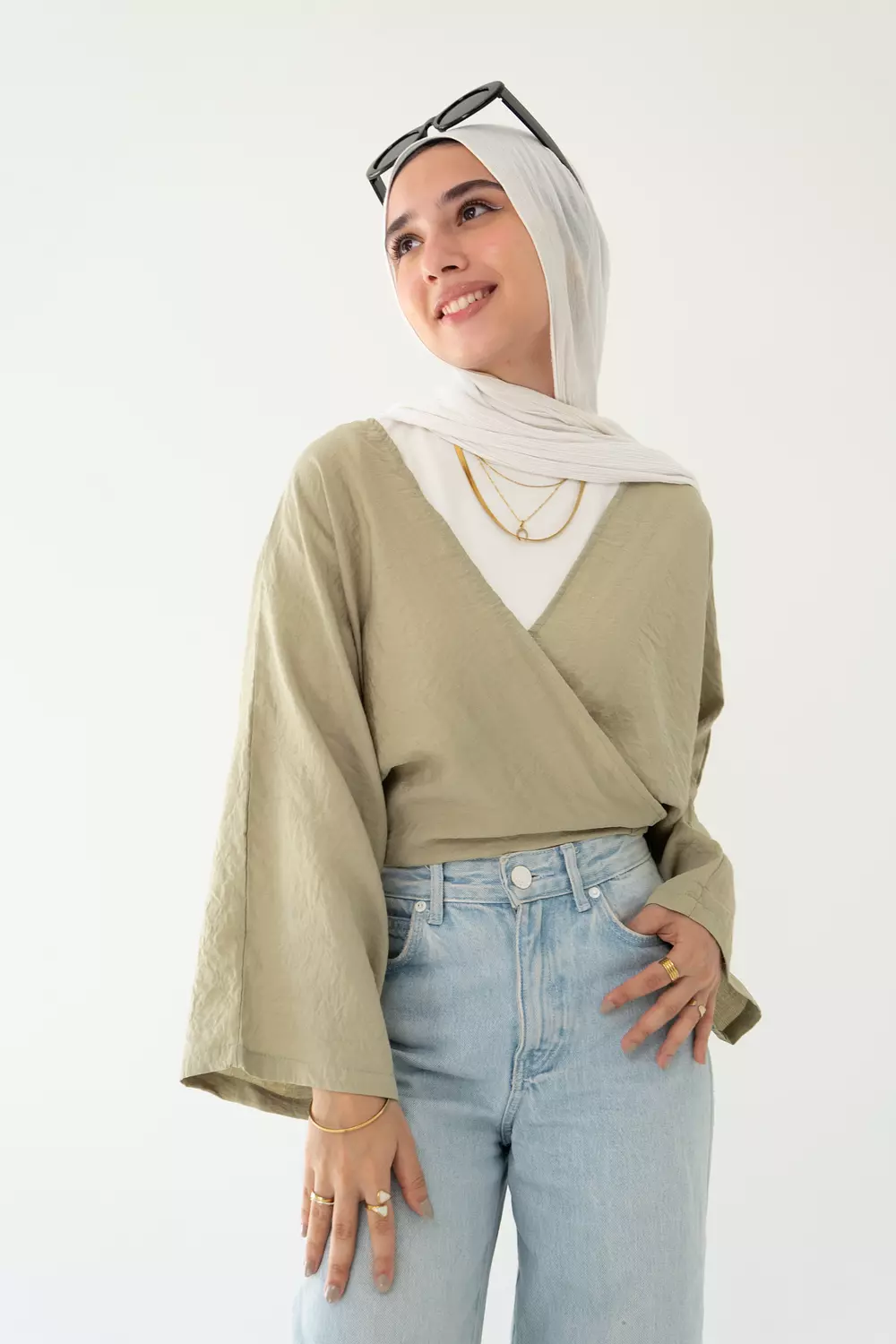 <p>Sophia blouse in olive</p>