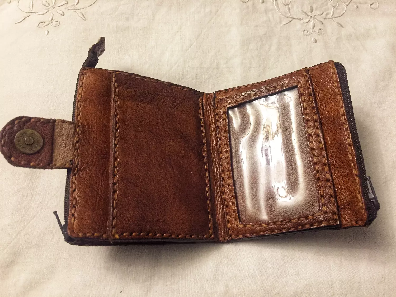 Tooled flowers leather wallet -flap closure 5